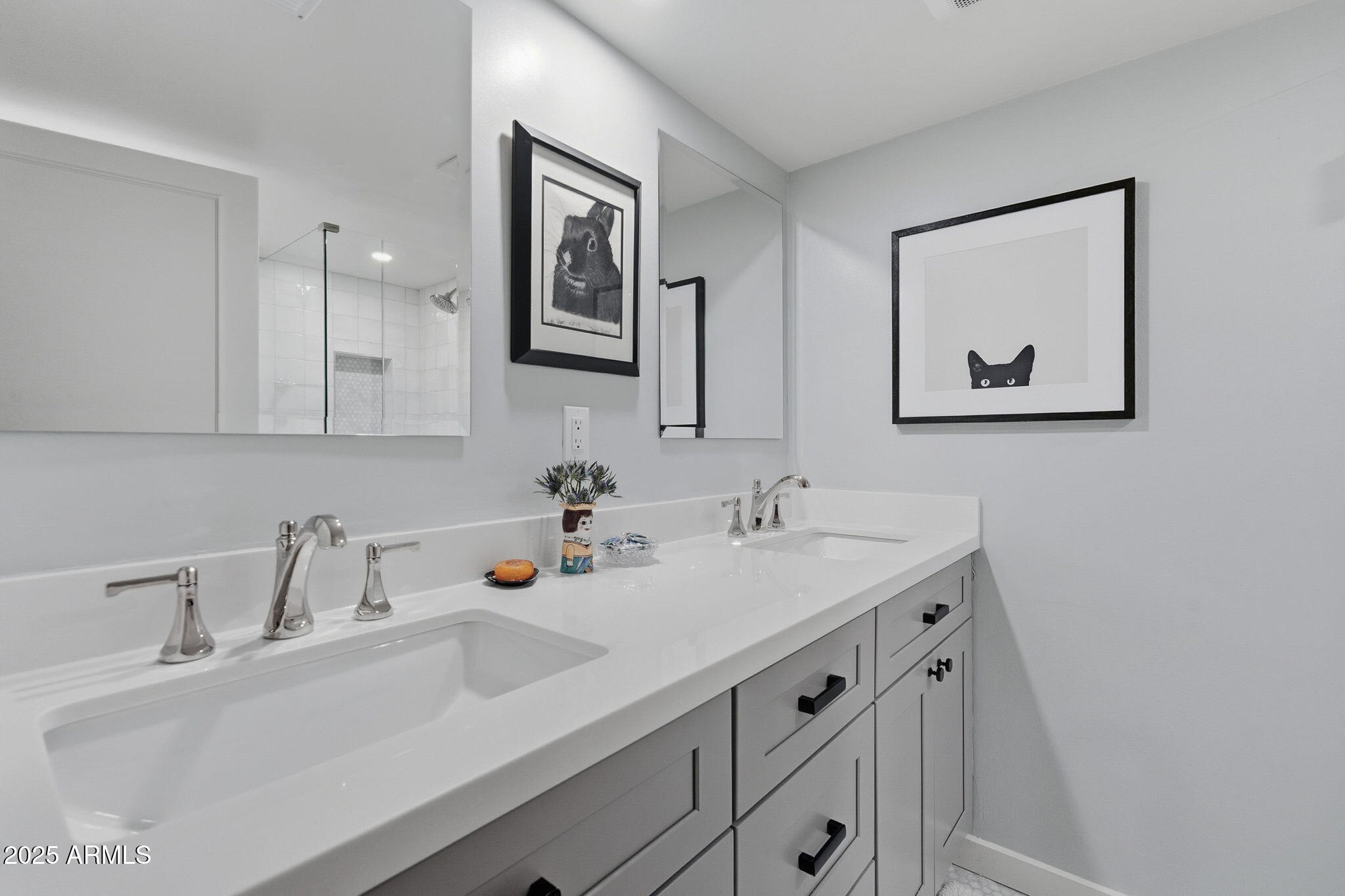 6502 N CENTRAL Avenue D401