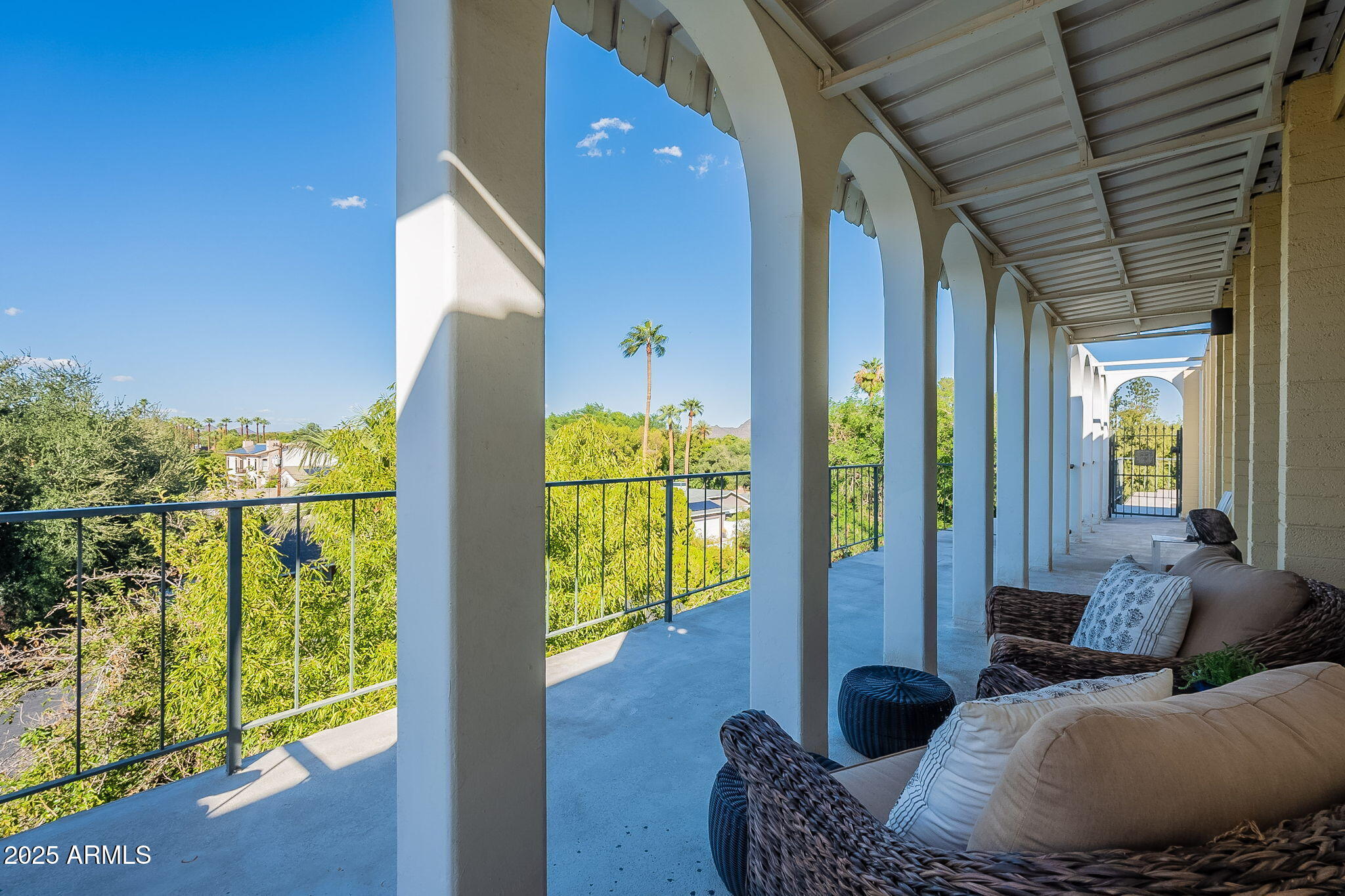 6502 N CENTRAL Avenue D401