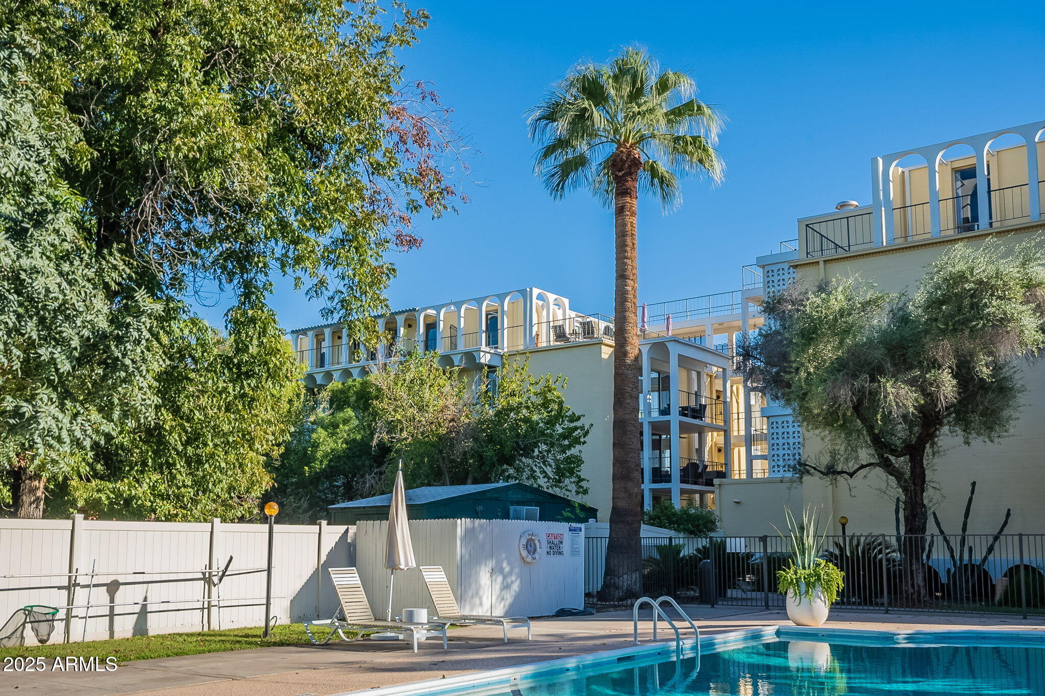 6502 N CENTRAL Avenue D401