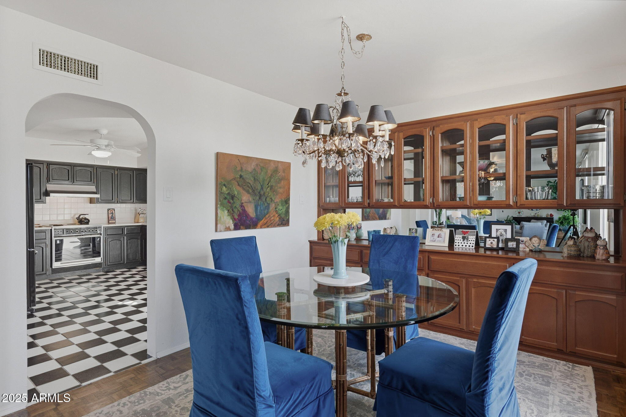 6502 N CENTRAL Avenue D401