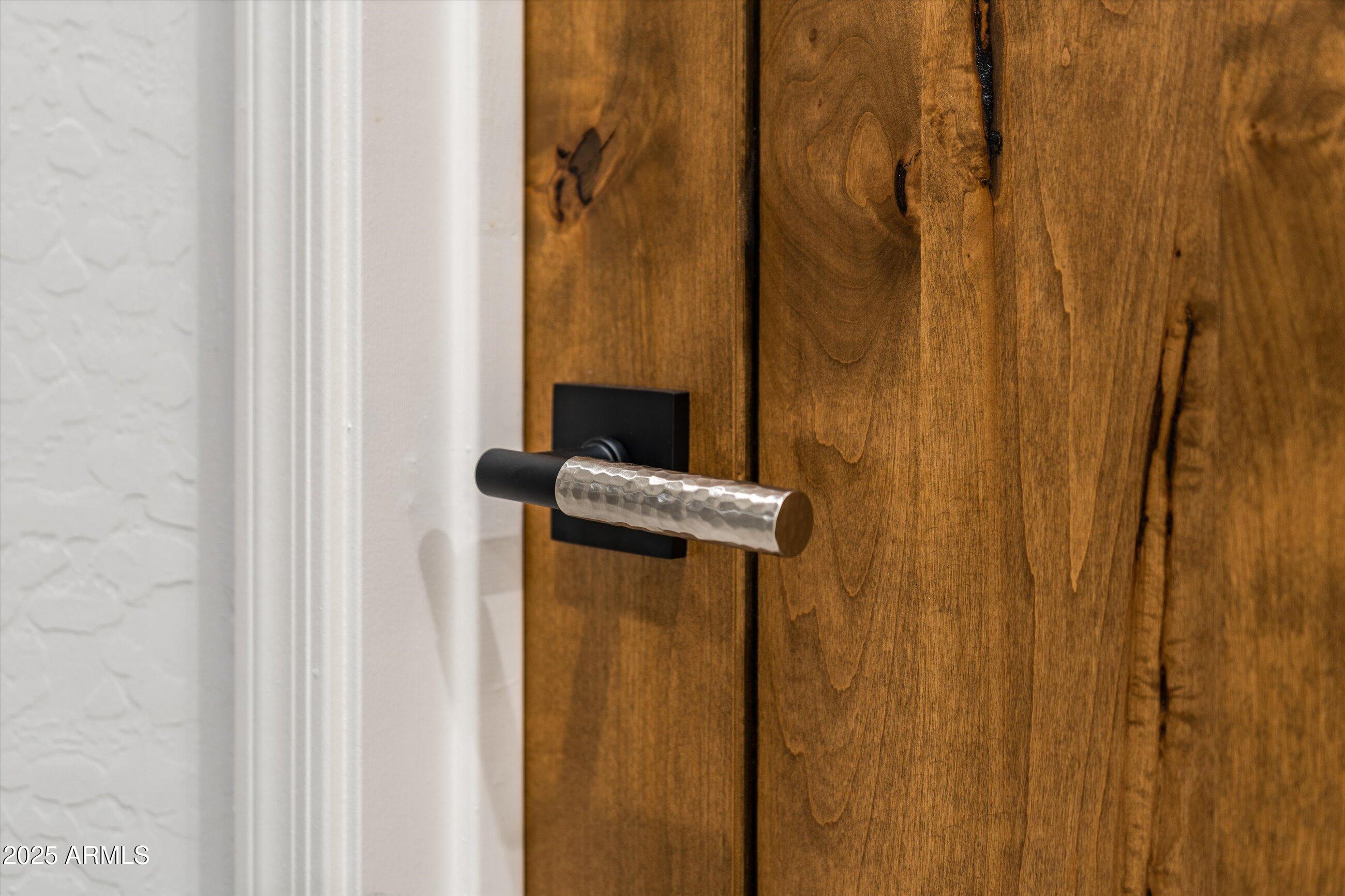 11115 E WINCHCOMB Drive, Scottsdale