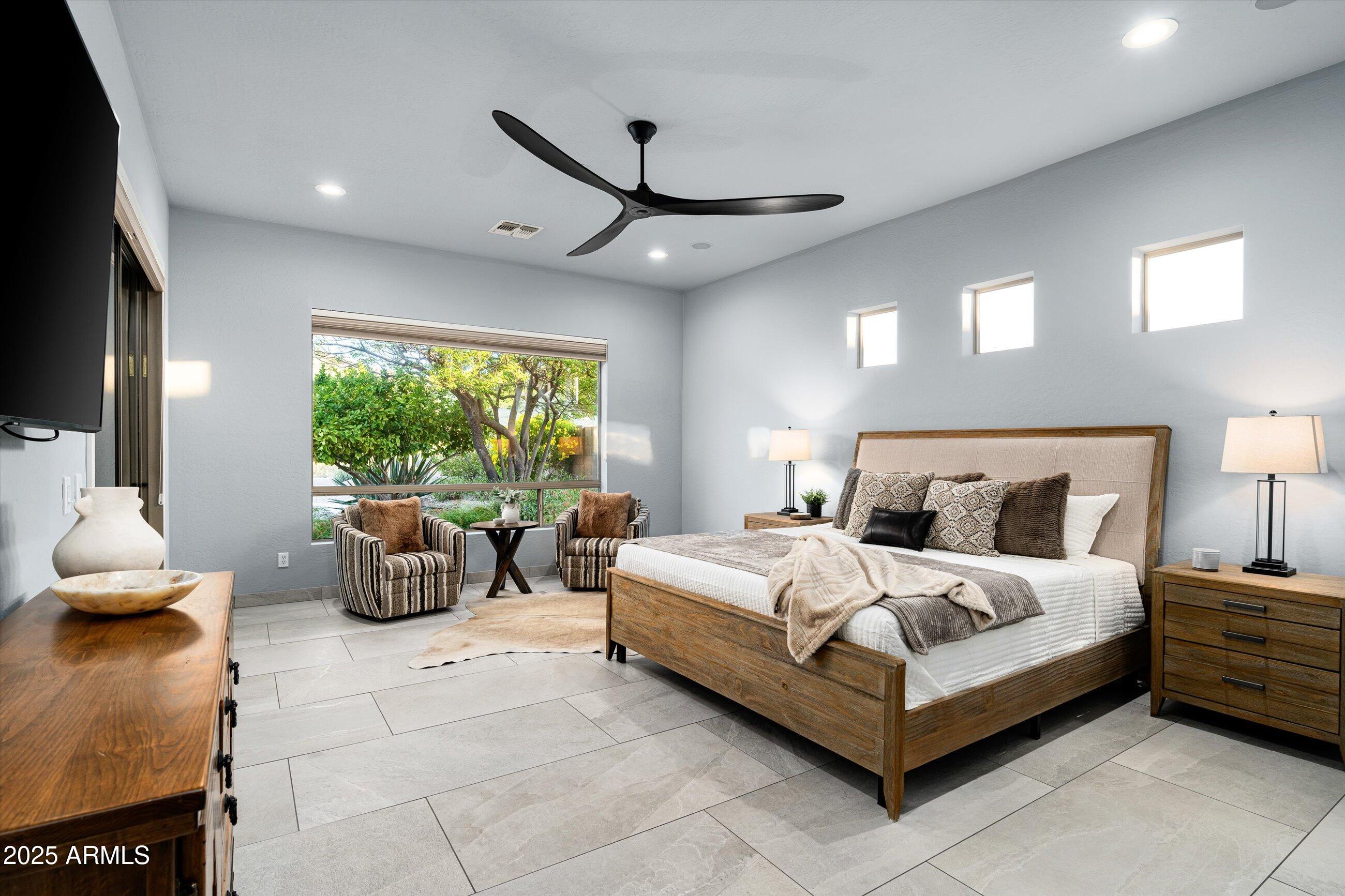 11115 E WINCHCOMB Drive, Scottsdale