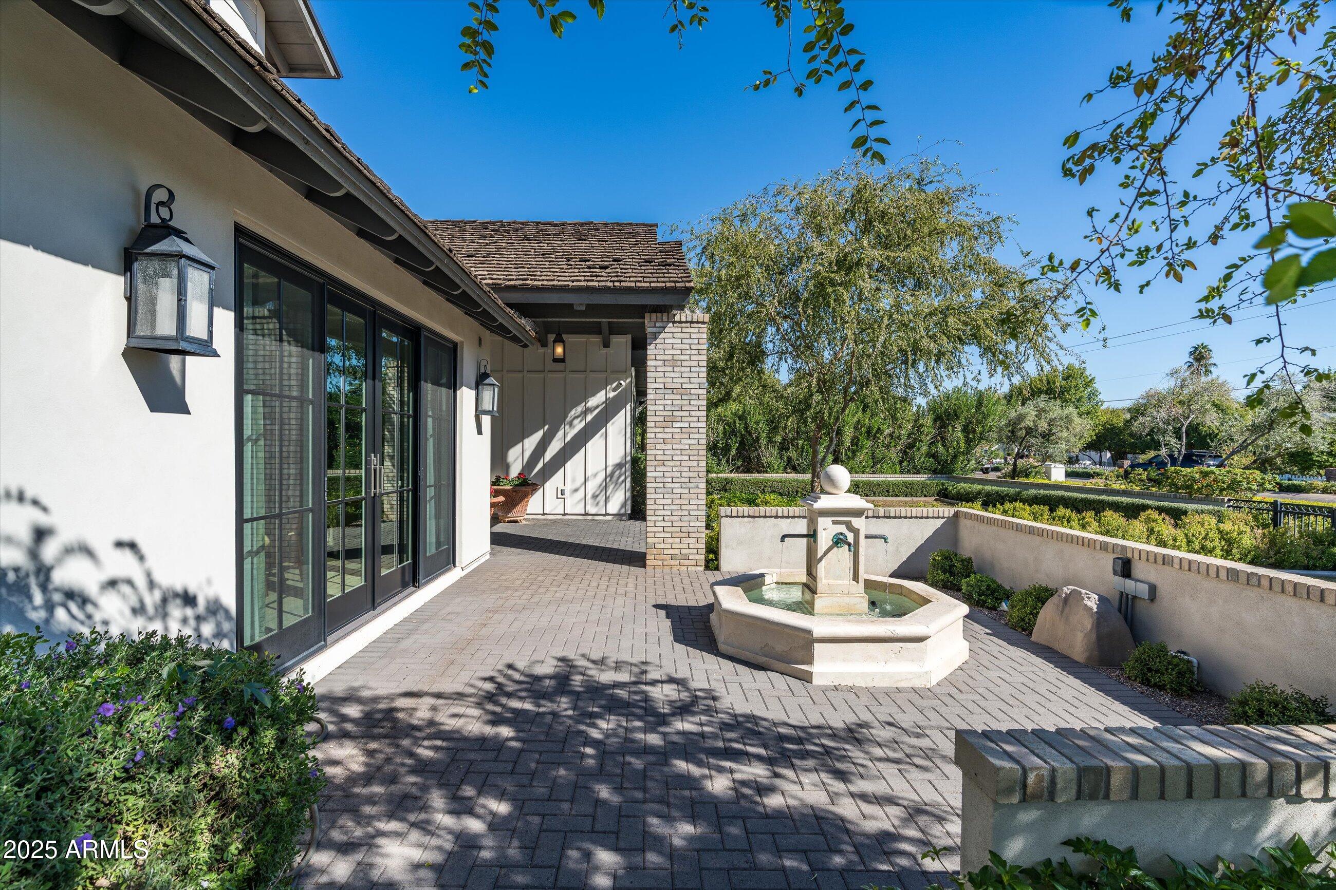 5414 E LAFAYETTE Boulevard, Phoenix