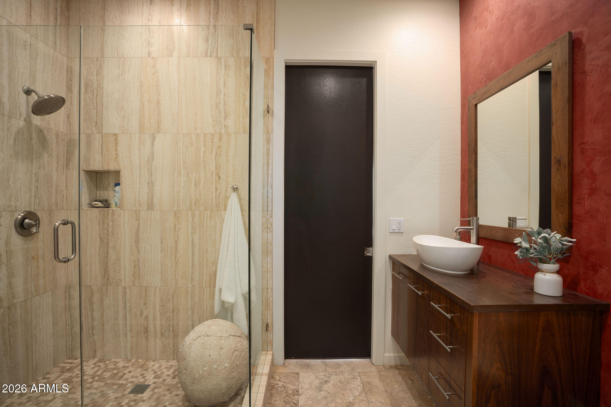 7124 E FOOTHILL Drive