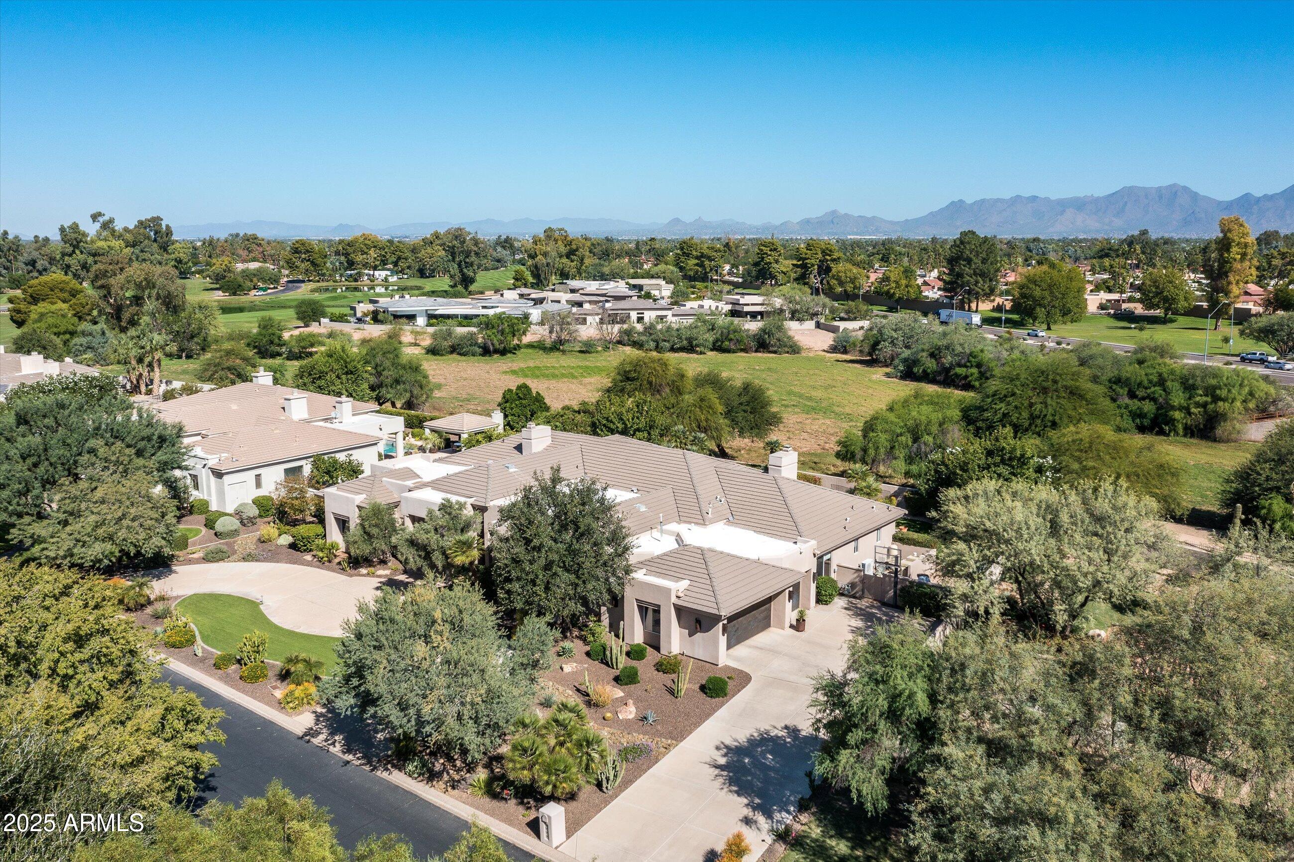 7124 E FOOTHILL Drive