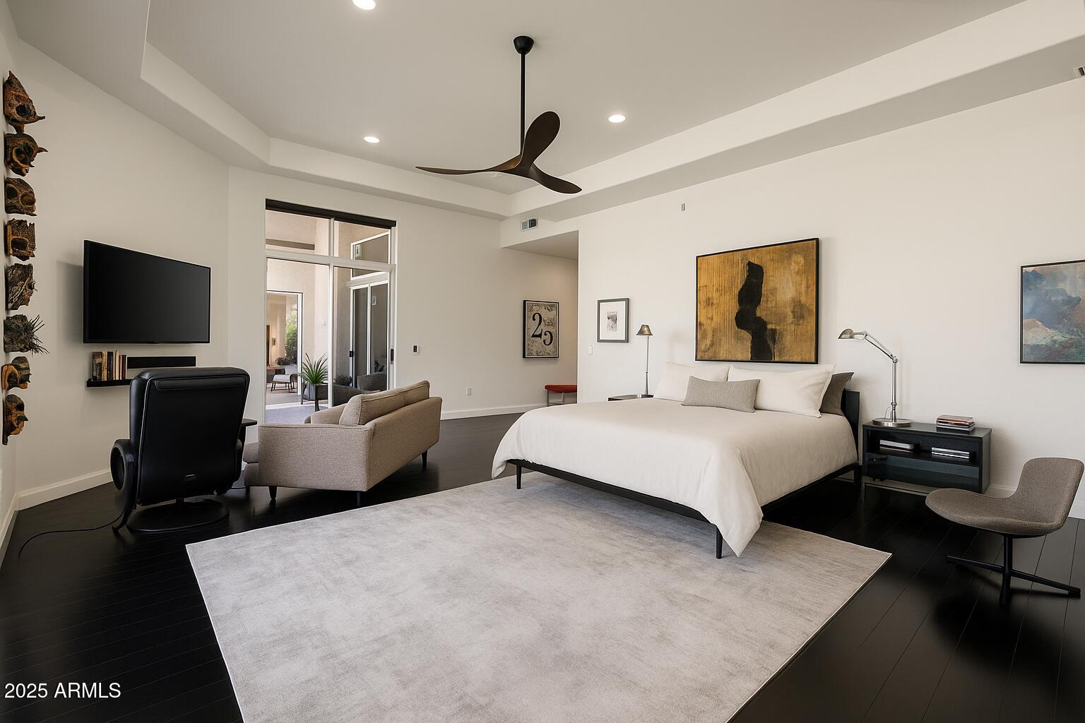 7124 E FOOTHILL Drive