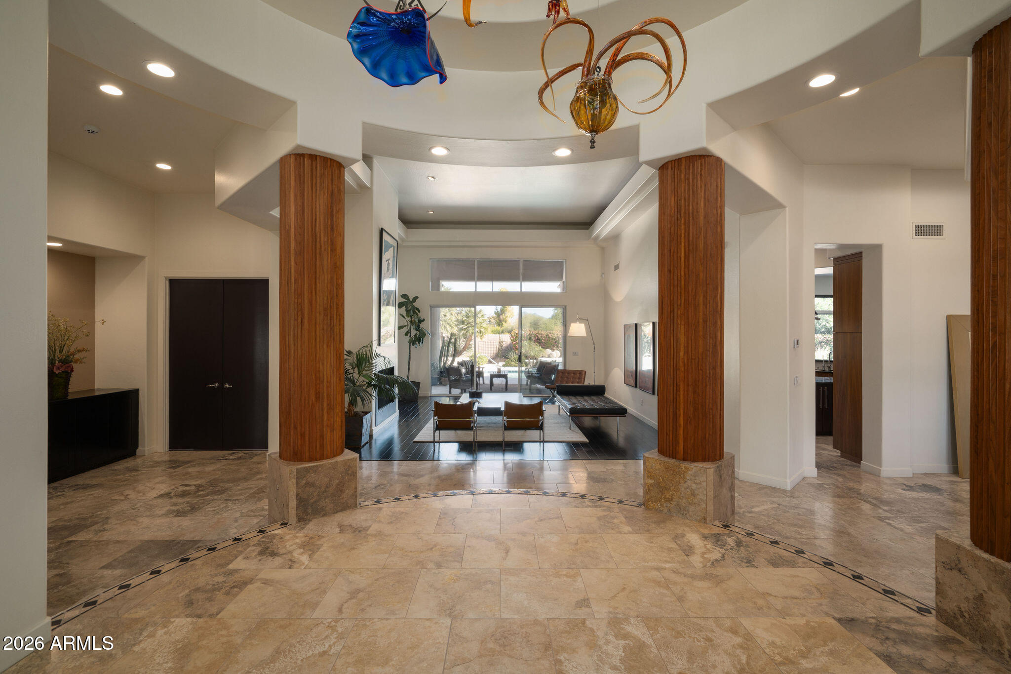 7124 E FOOTHILL Drive