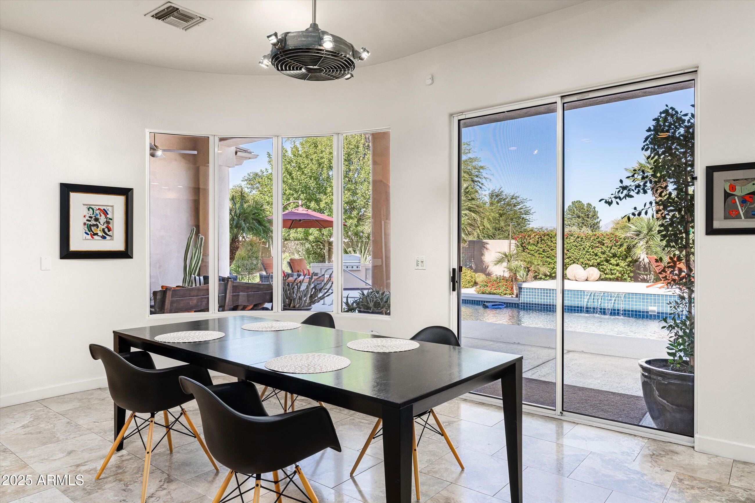 7124 E FOOTHILL Drive