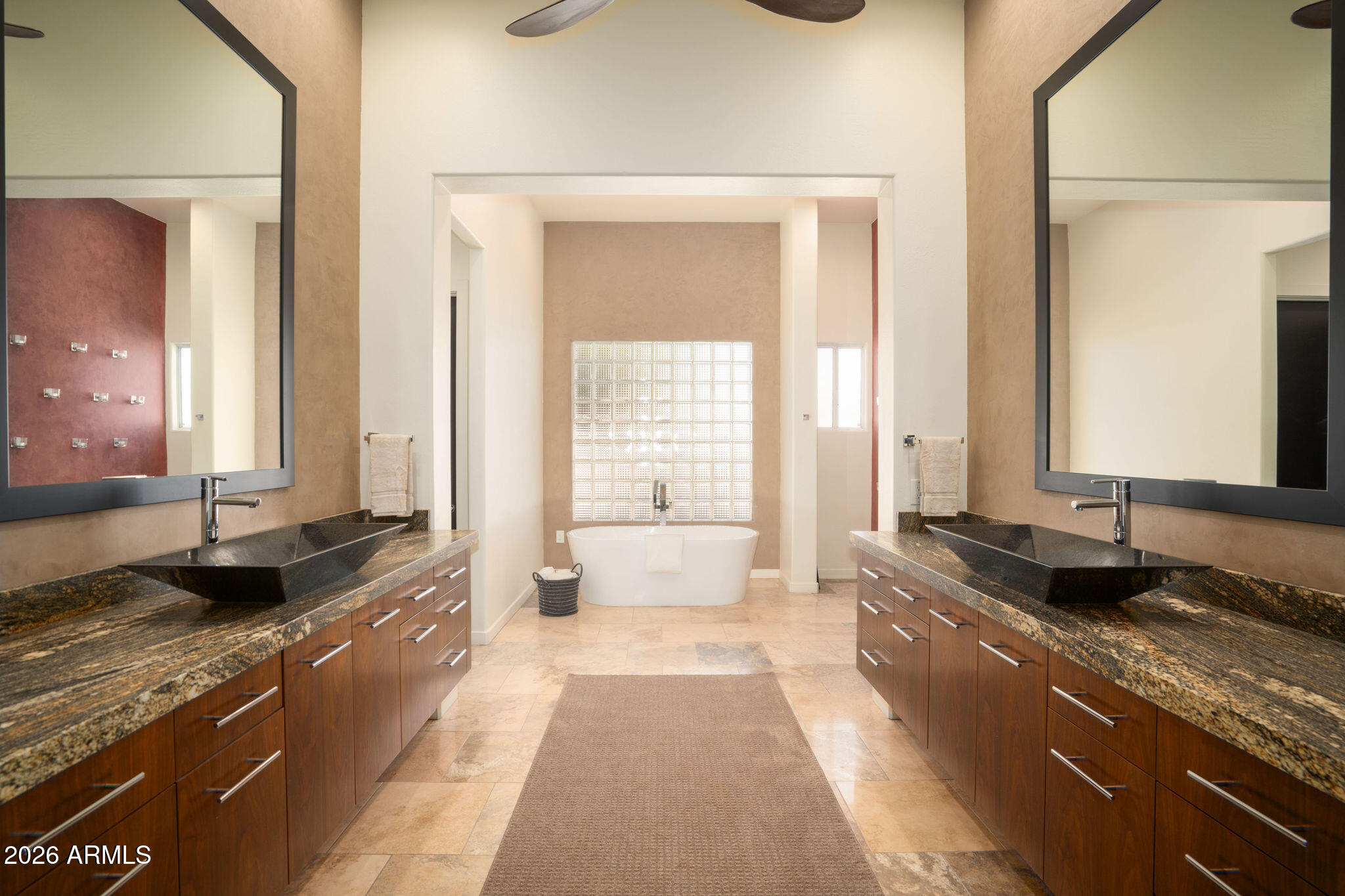 7124 E FOOTHILL Drive