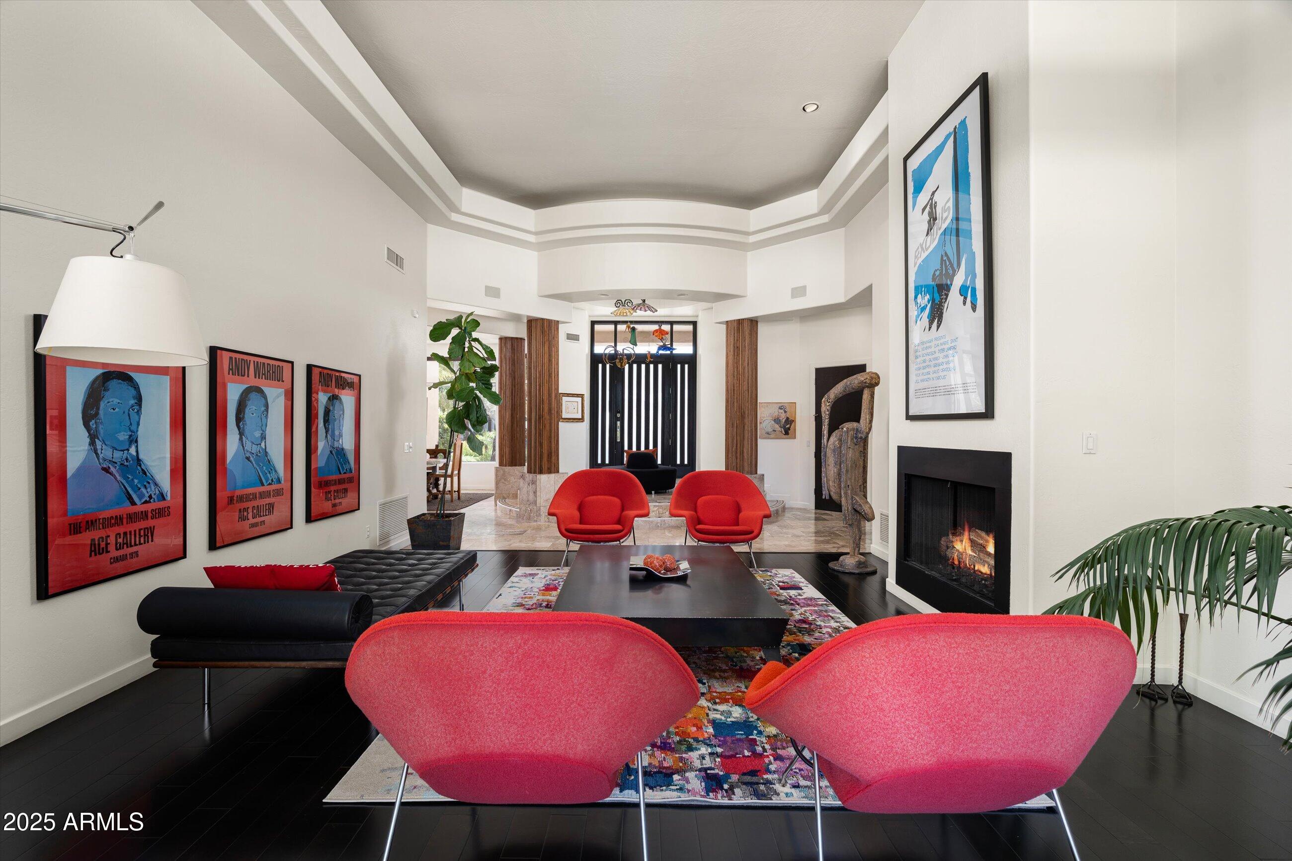 7124 E FOOTHILL Drive