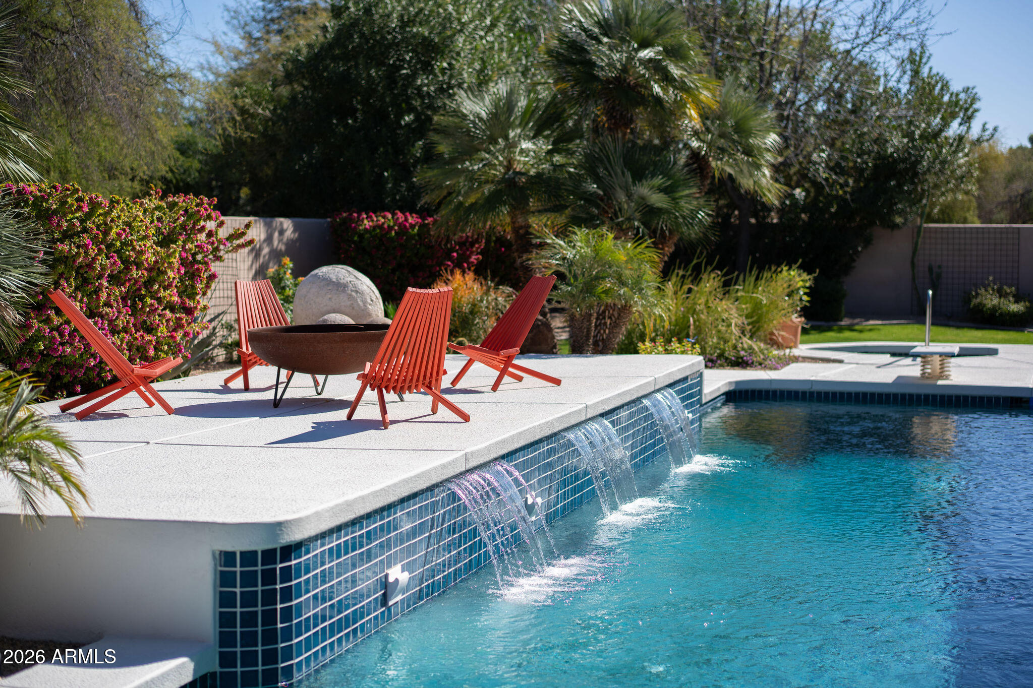 7124 E FOOTHILL Drive