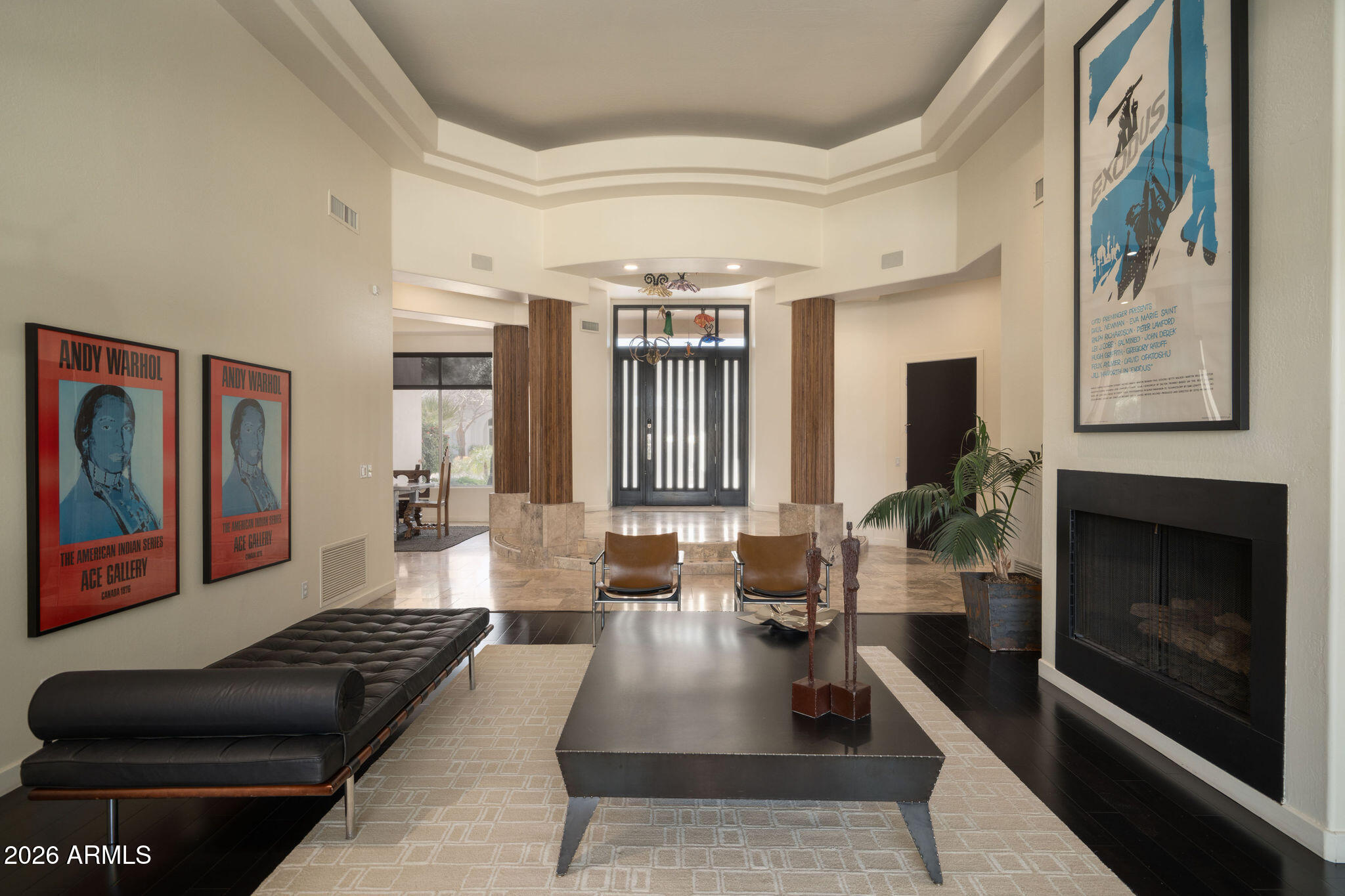 7124 E FOOTHILL Drive