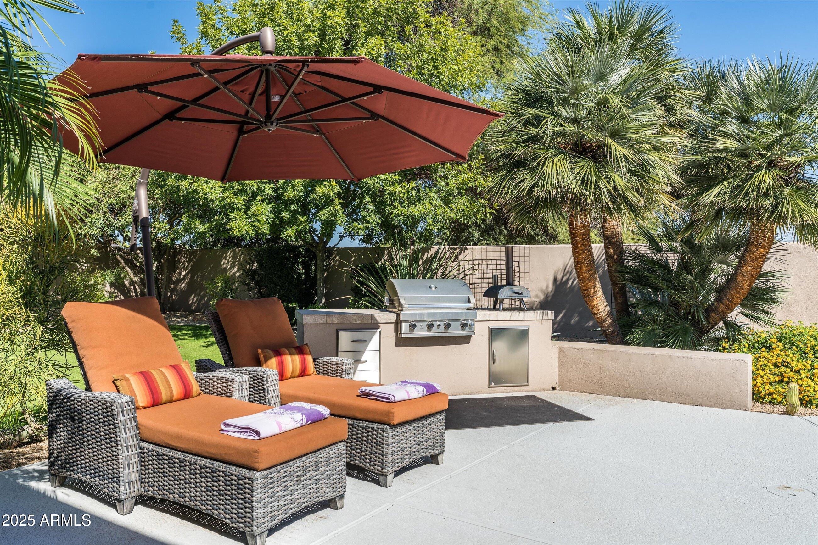 7124 E FOOTHILL Drive