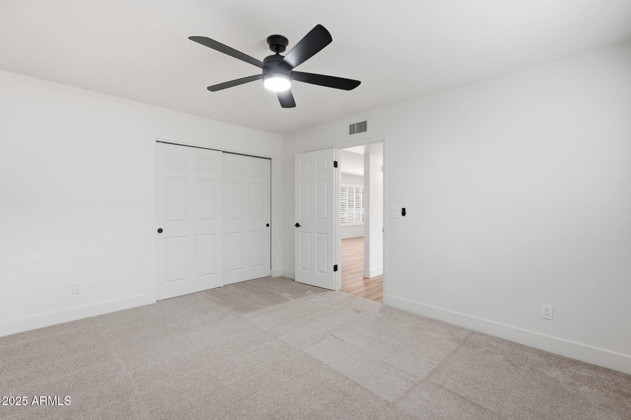 8171 E DEL CAVERNA Drive