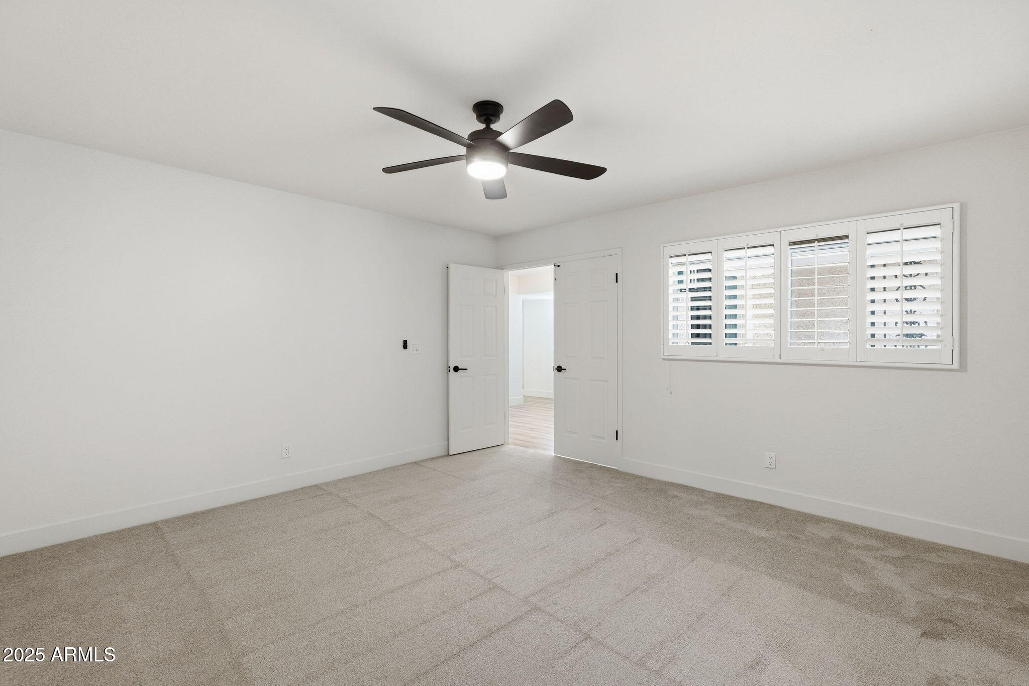 8171 E DEL CAVERNA Drive