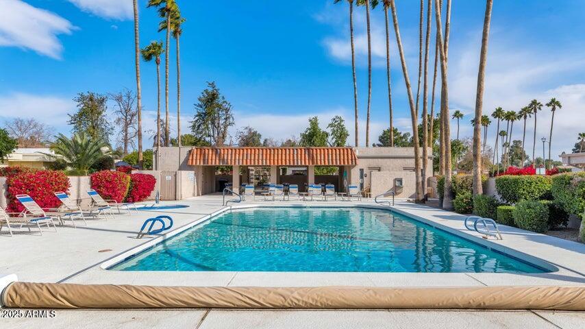 8171 E DEL CAVERNA Drive