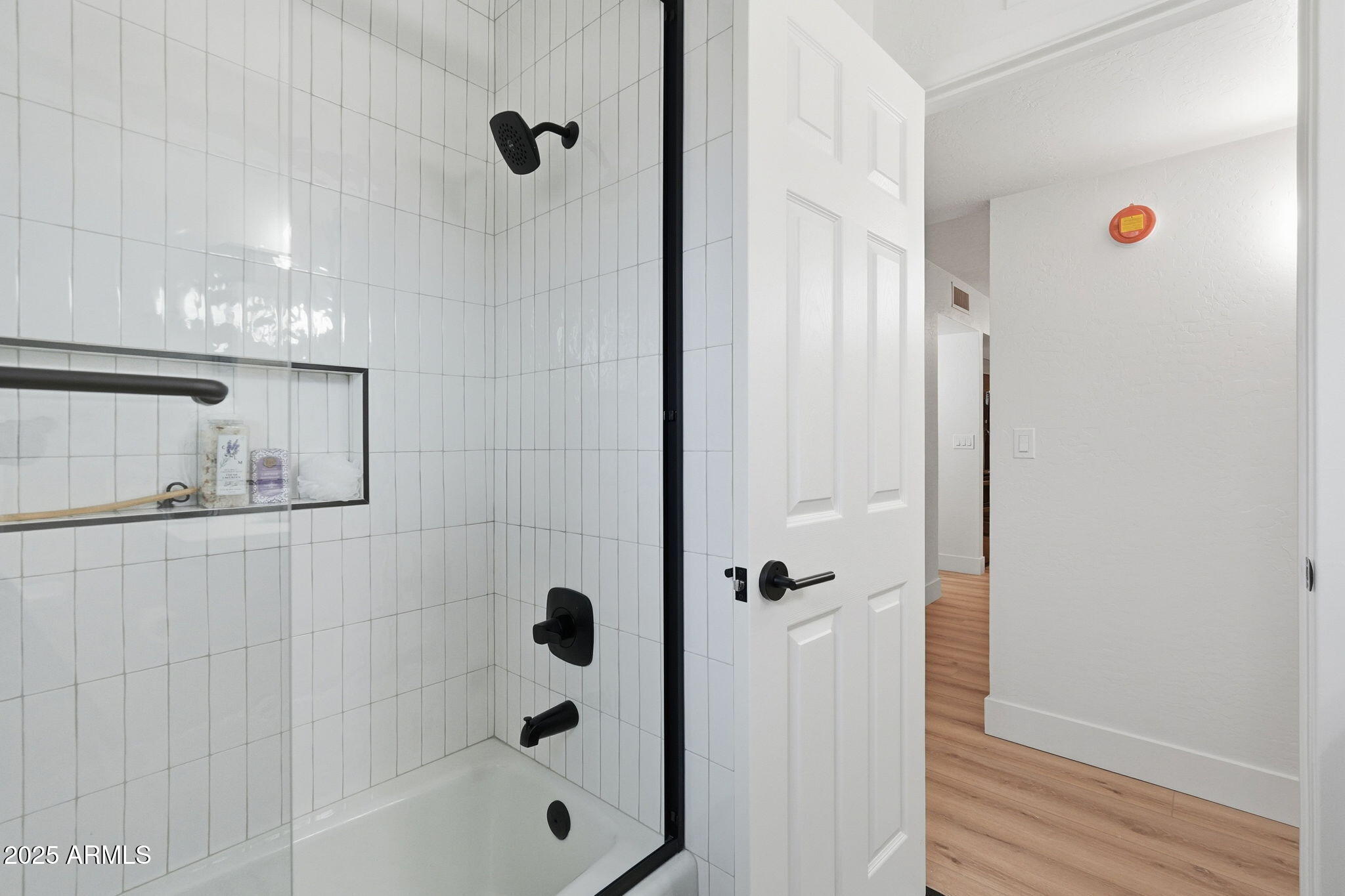 8171 E DEL CAVERNA Drive