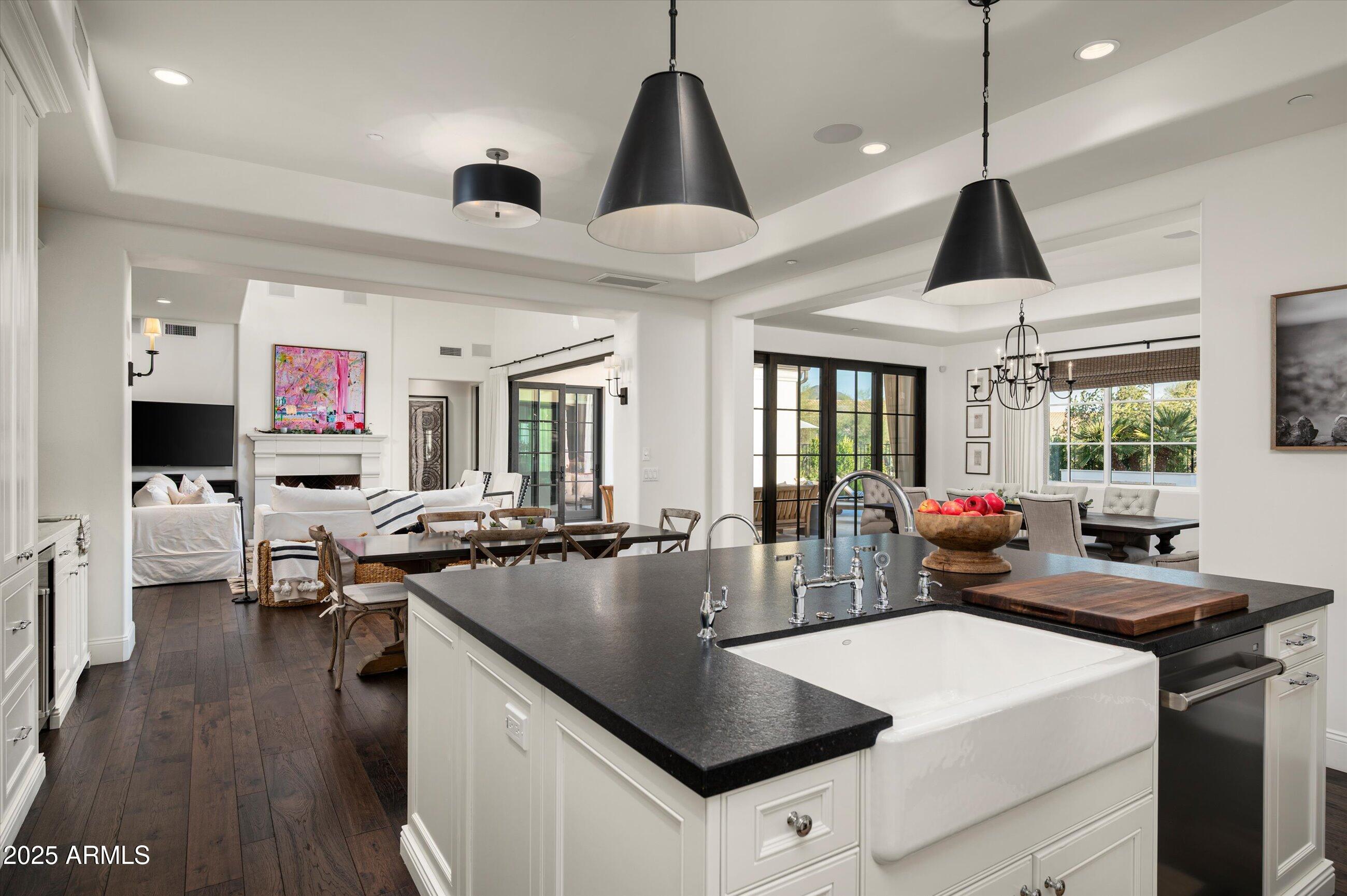 9483 E ROCKWOOD Drive