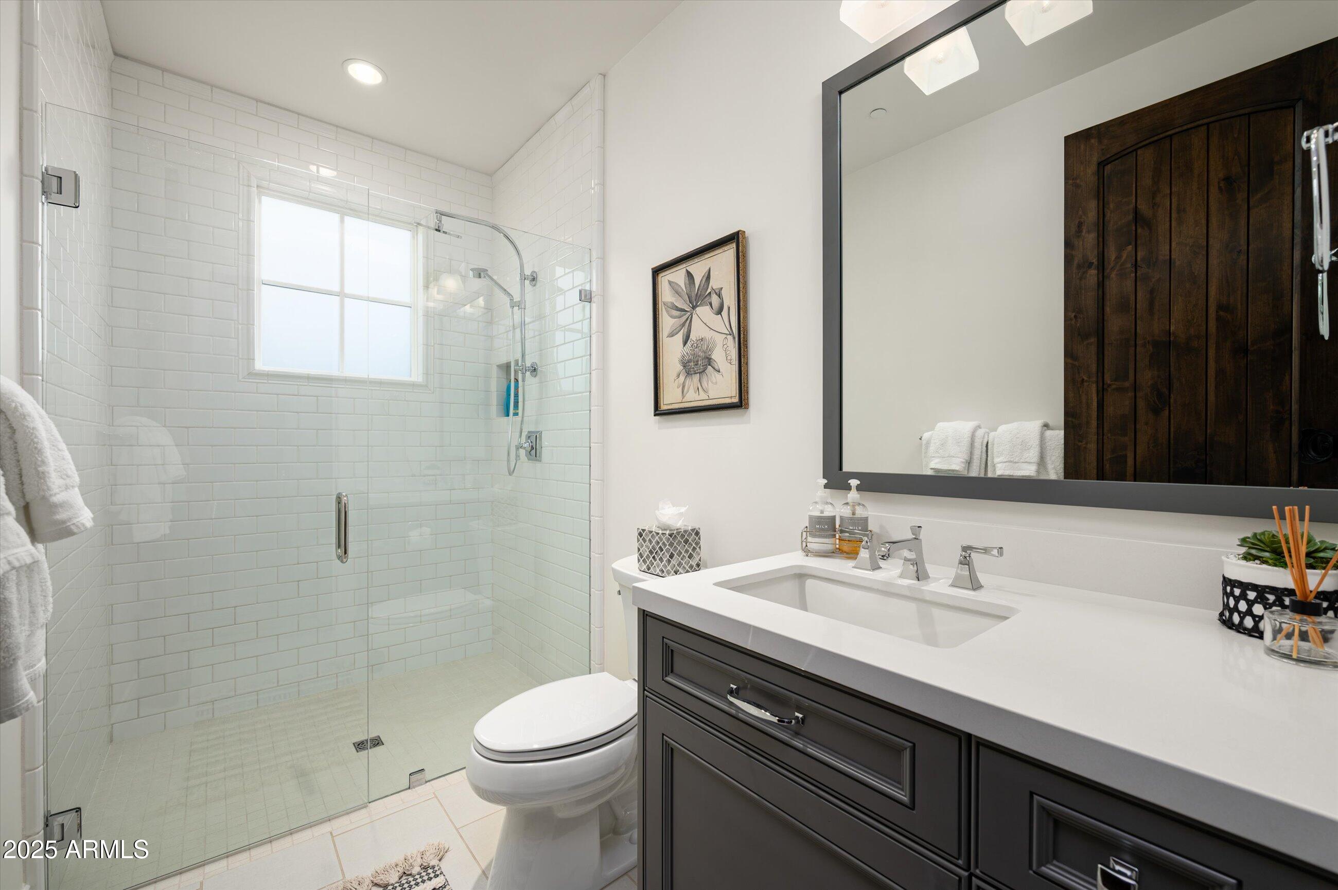 9483 E ROCKWOOD Drive