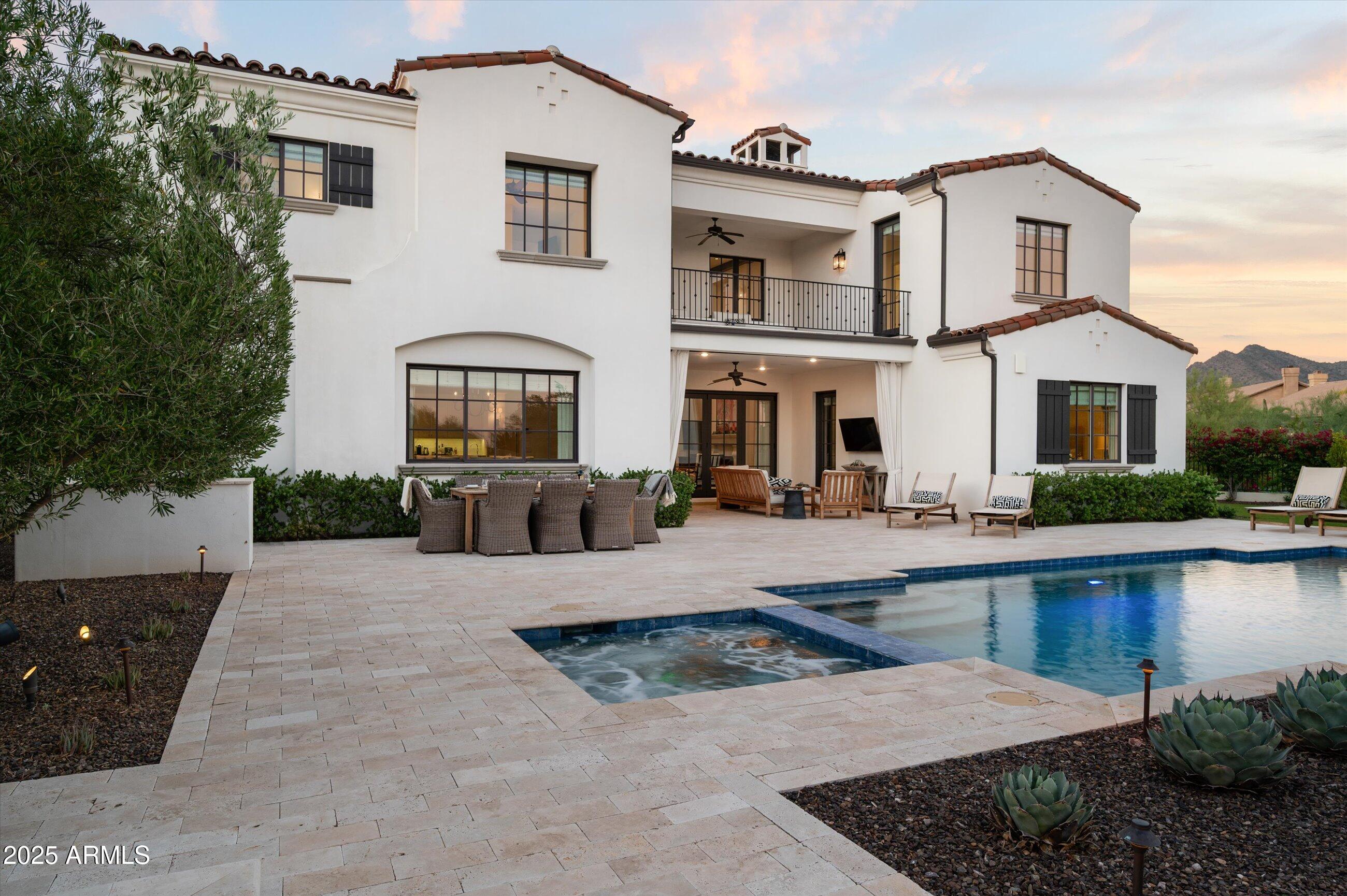 9483 E ROCKWOOD Drive