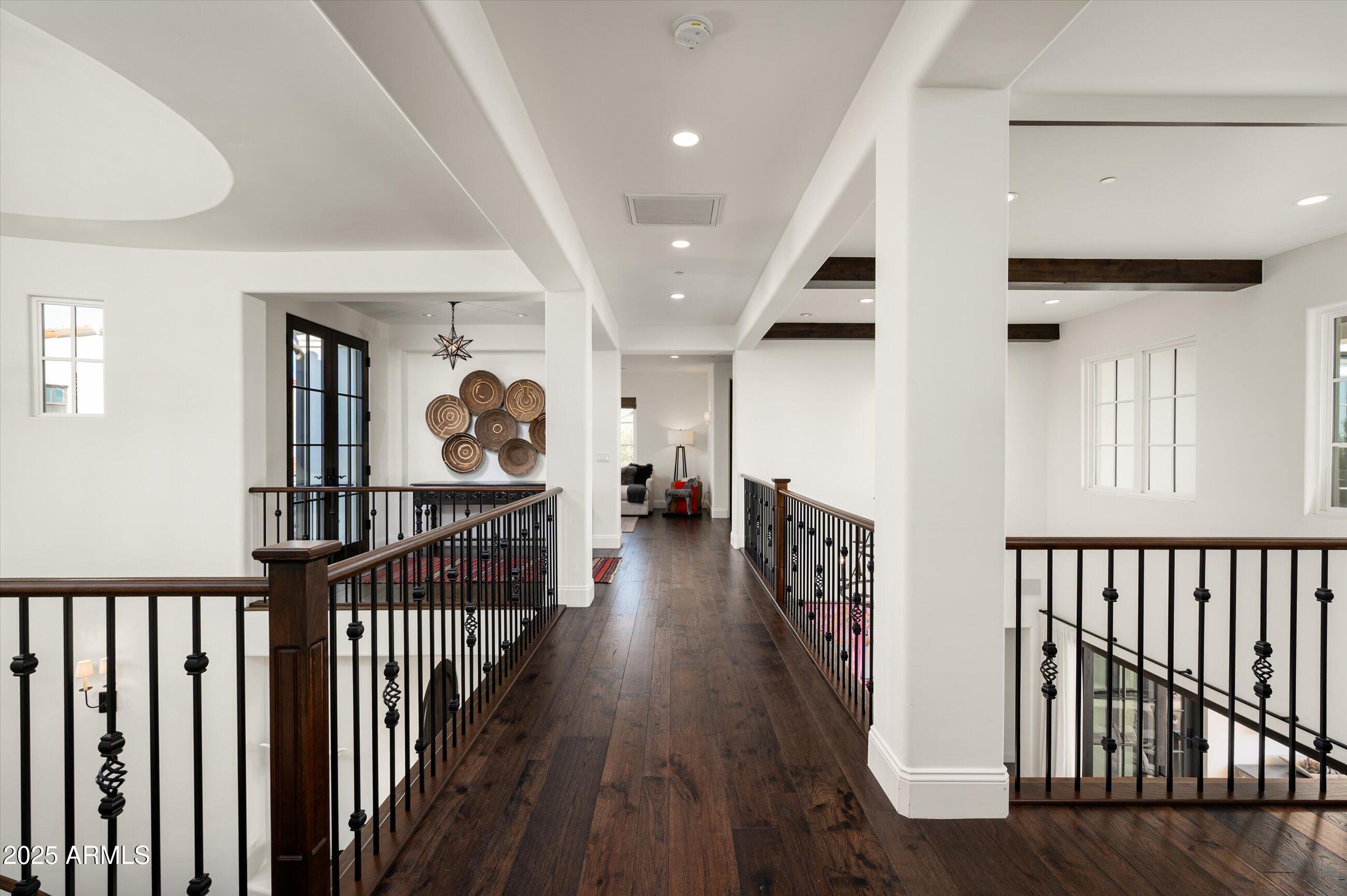 9483 E ROCKWOOD Drive