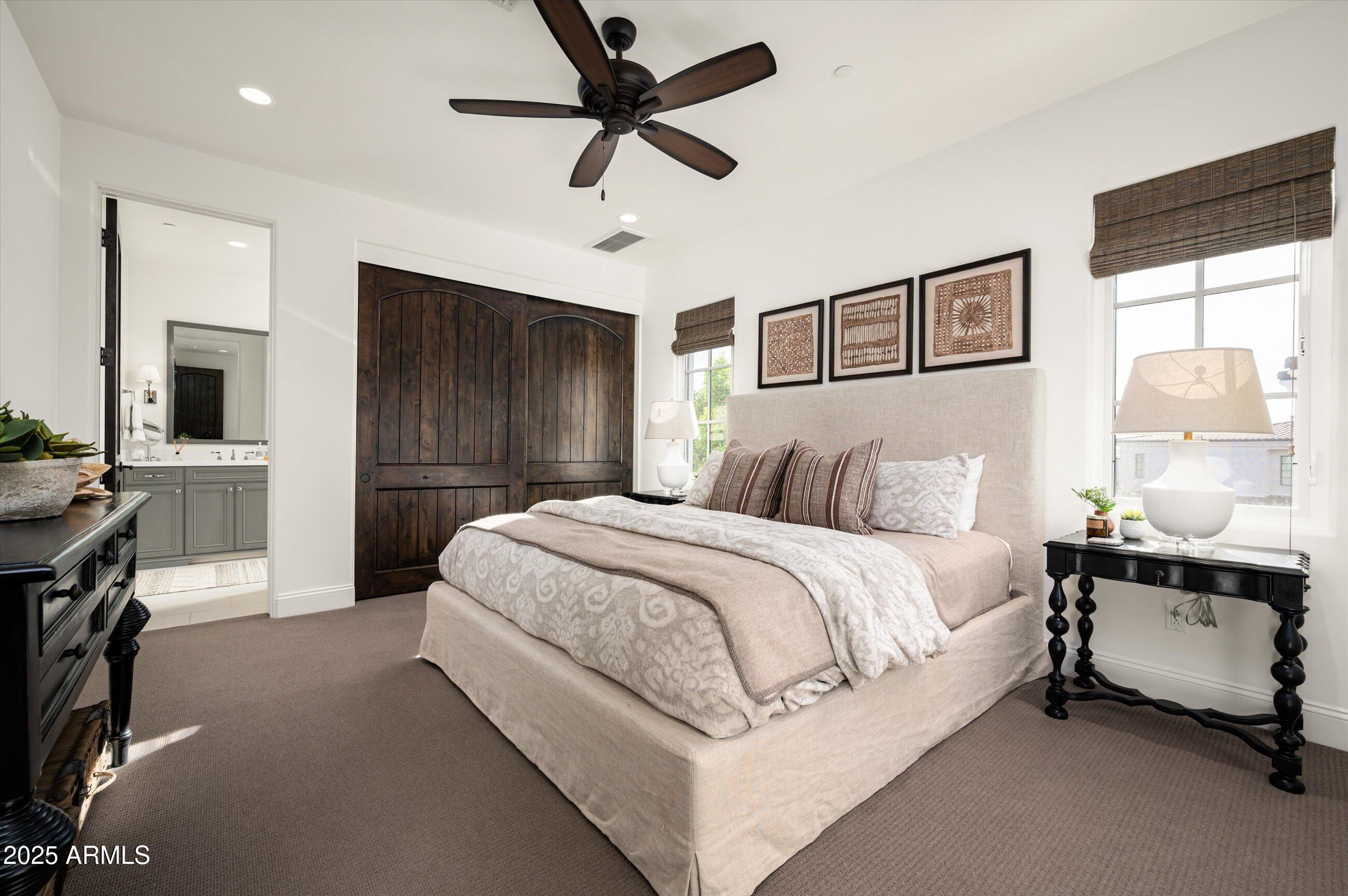 9483 E ROCKWOOD Drive