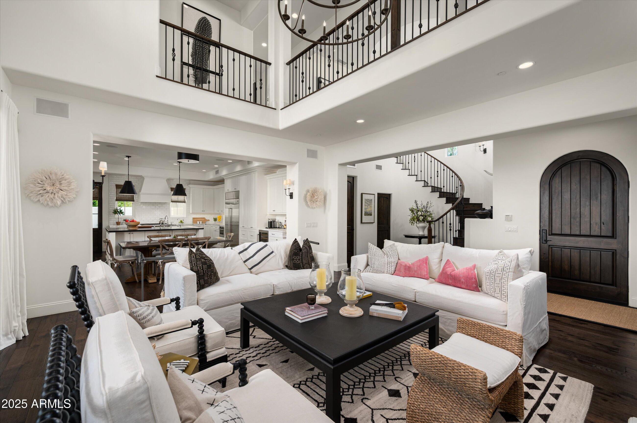 9483 E ROCKWOOD Drive