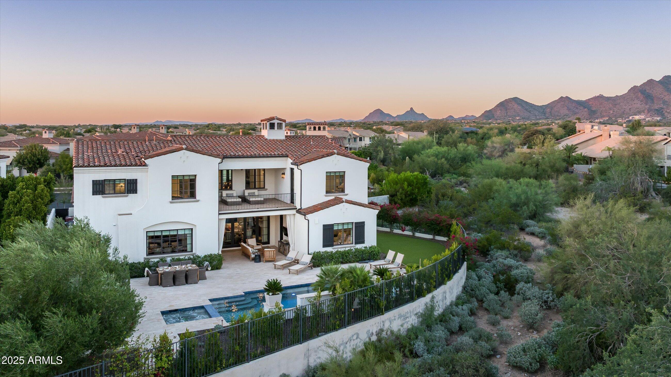 9483 E ROCKWOOD Drive