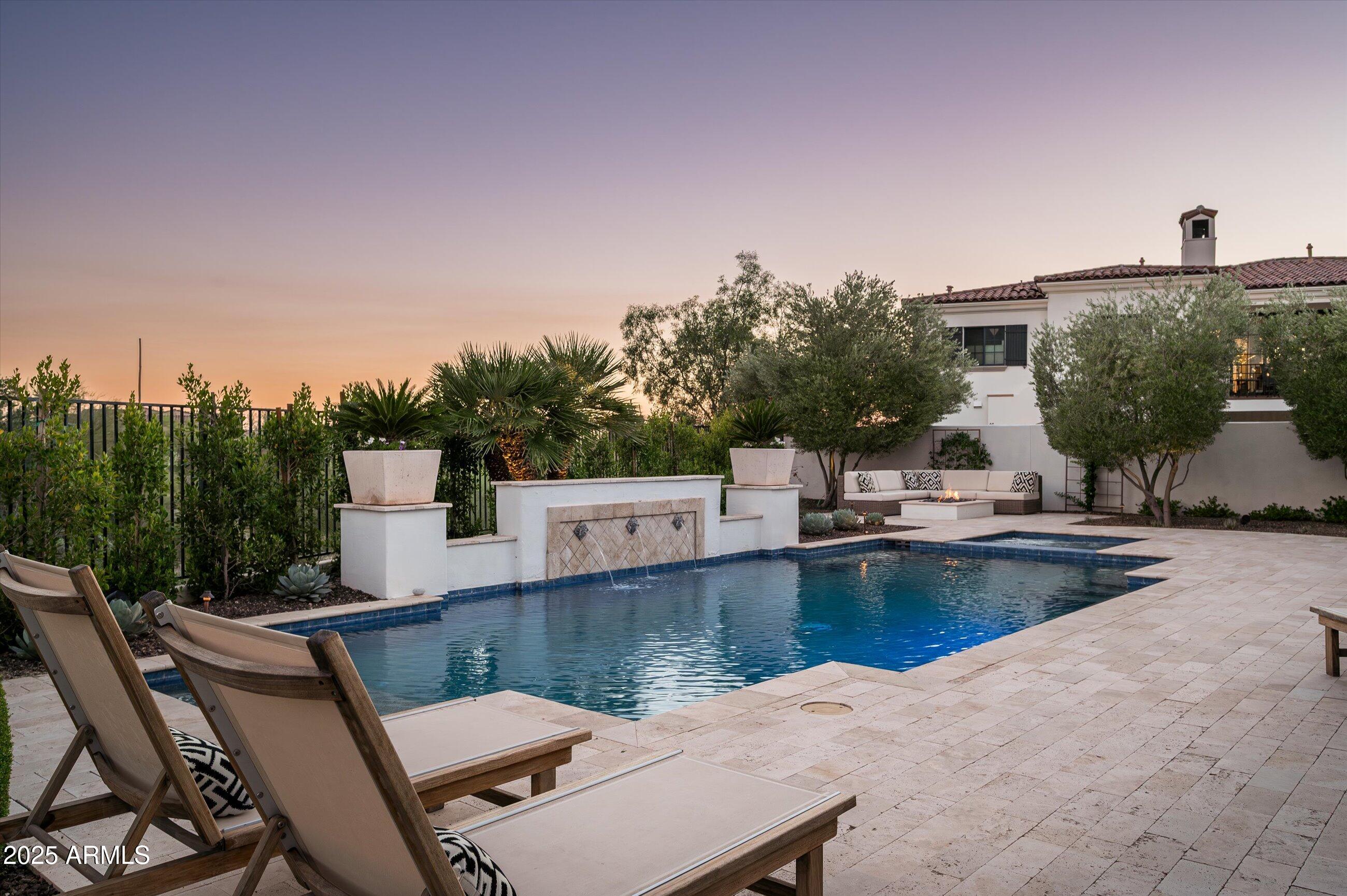 9483 E ROCKWOOD Drive