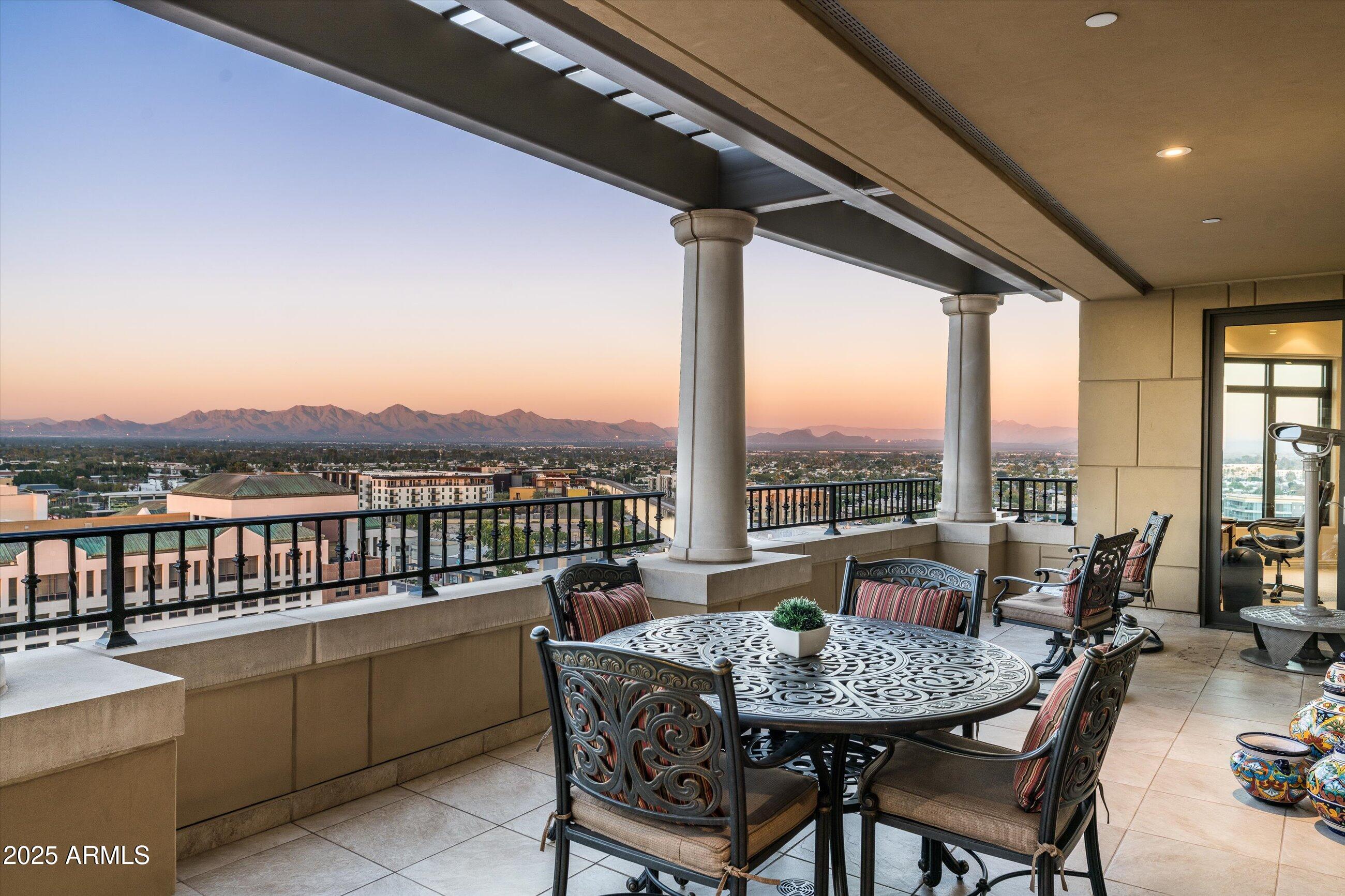 7181 E Camelback Road 1202