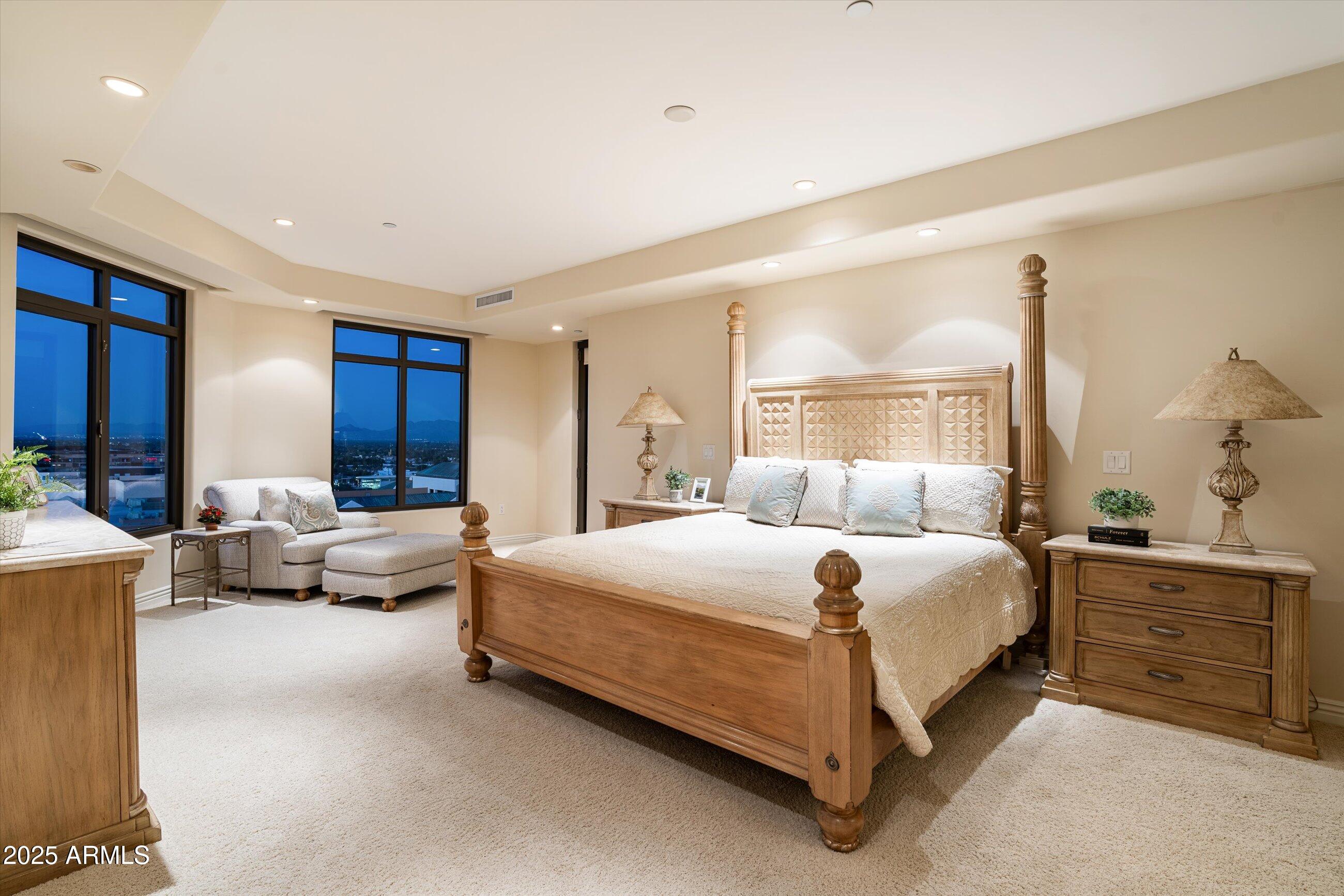 7181 E Camelback Road 1202