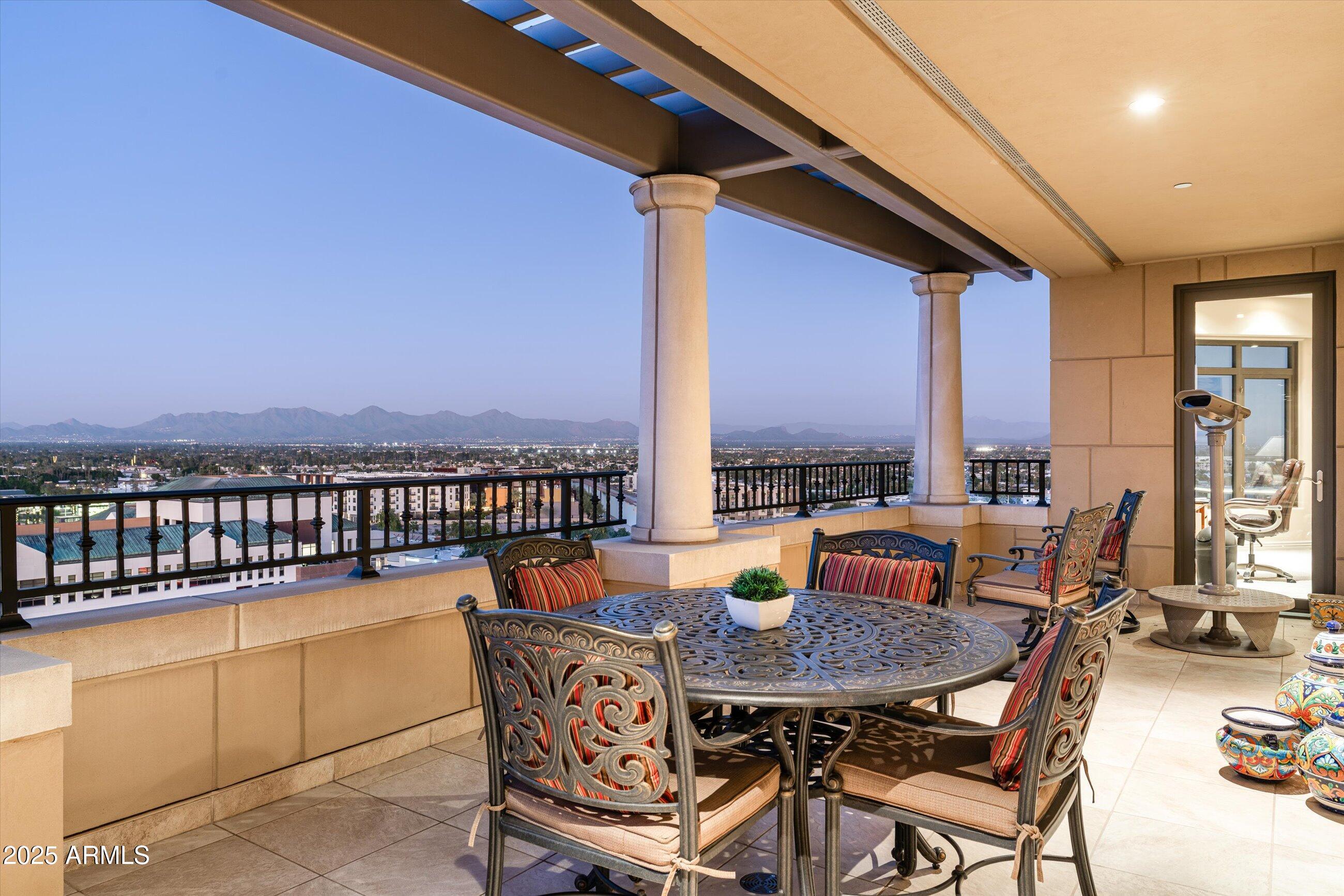 7181 E Camelback Road 1202