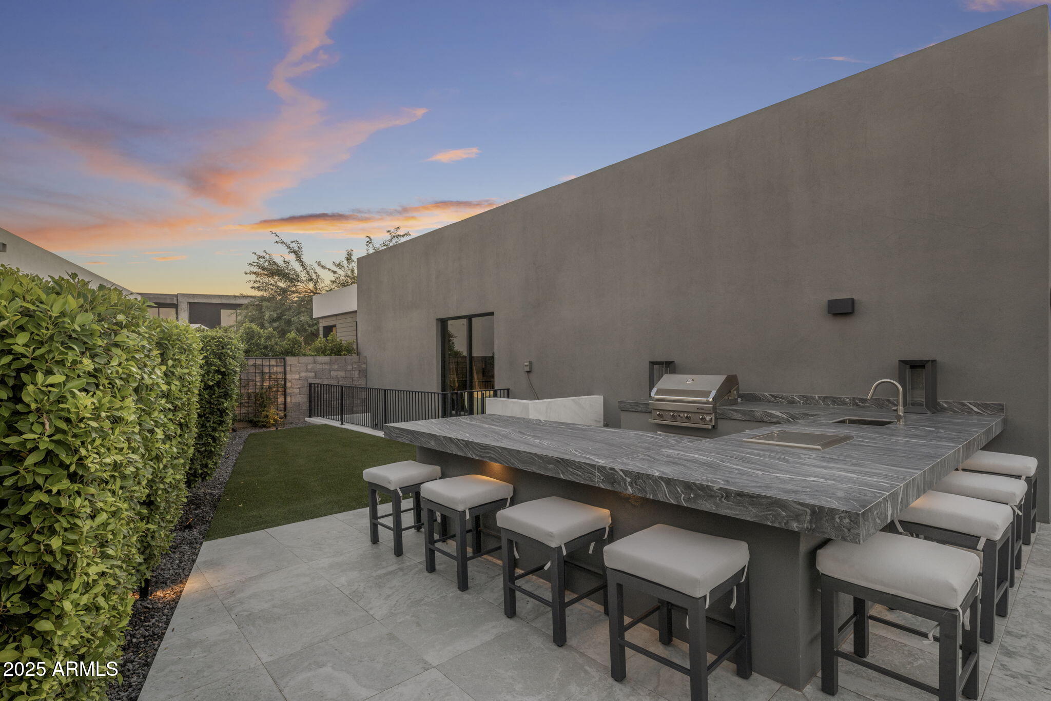 6914 E Cactus Wren Road