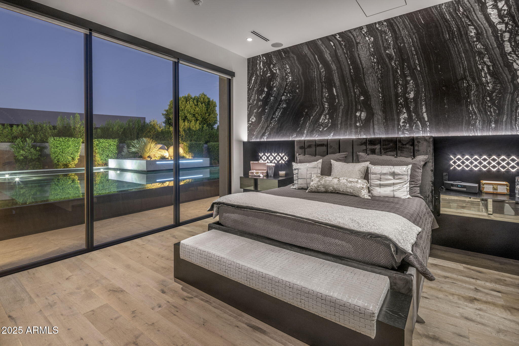 6914 E Cactus Wren Road