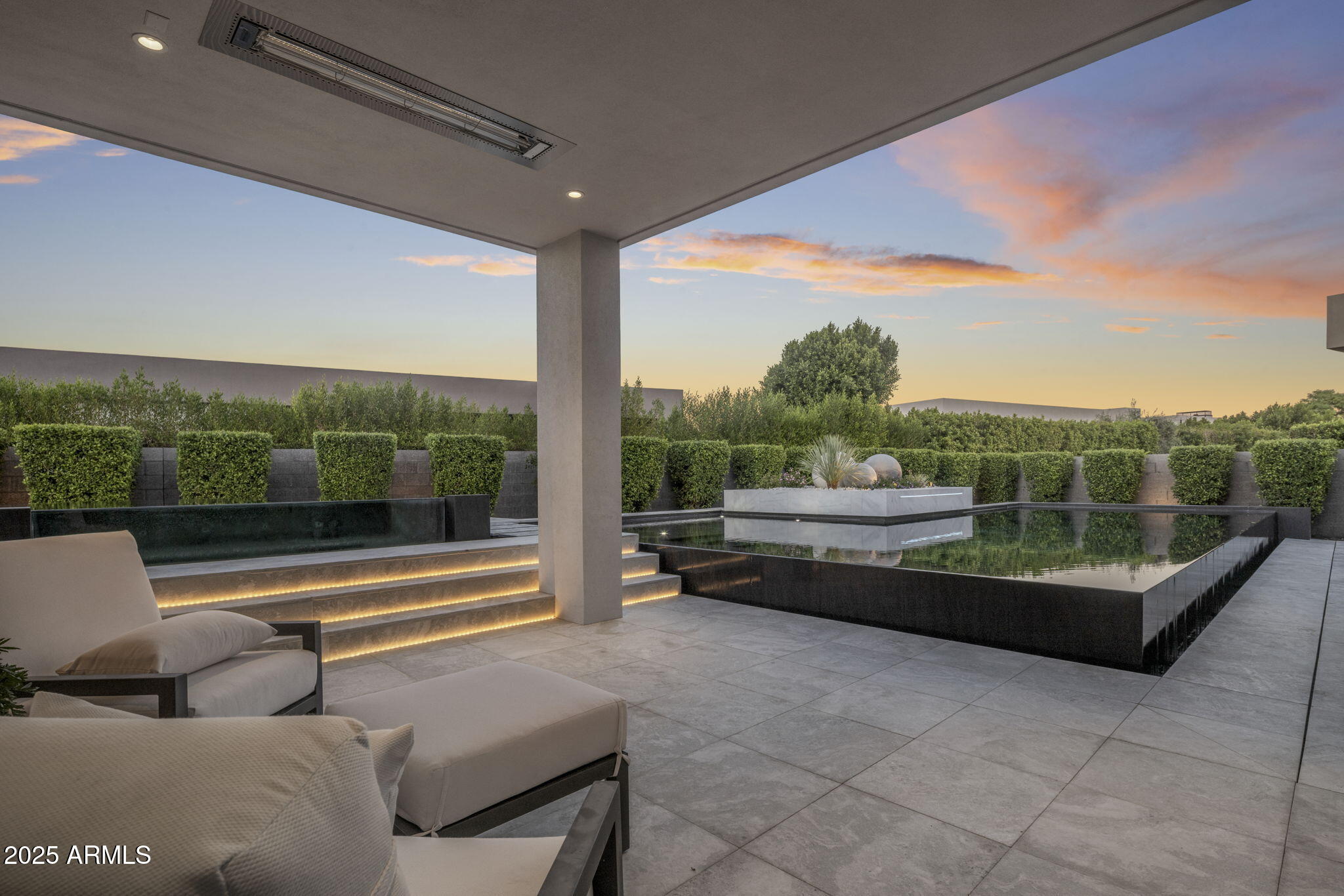 6914 E Cactus Wren Road