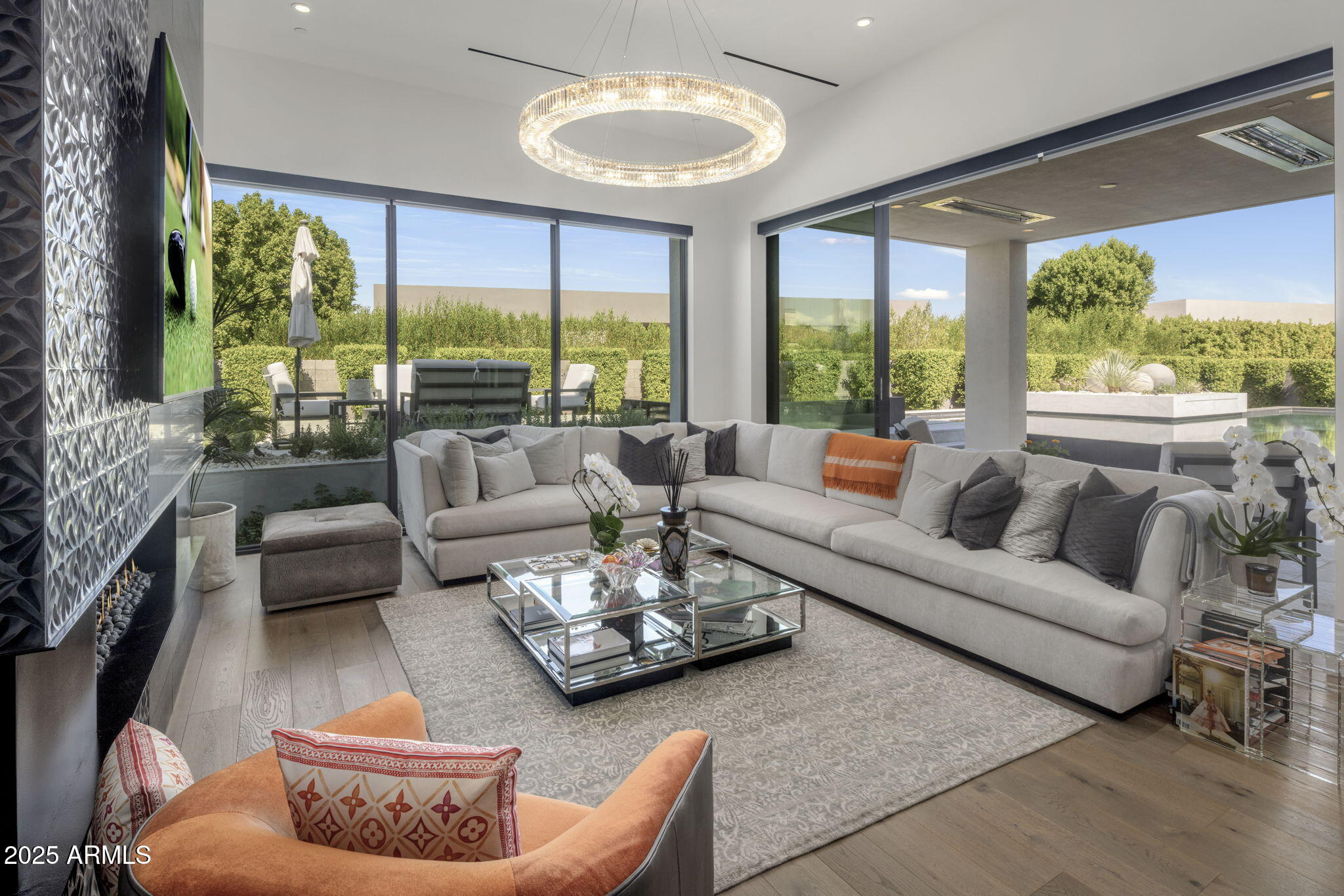 6914 E Cactus Wren Road