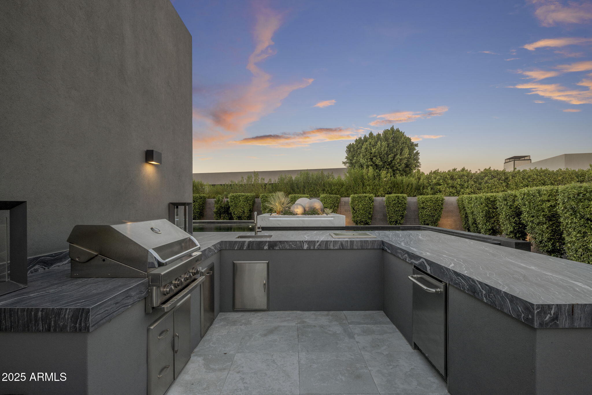 6914 E Cactus Wren Road