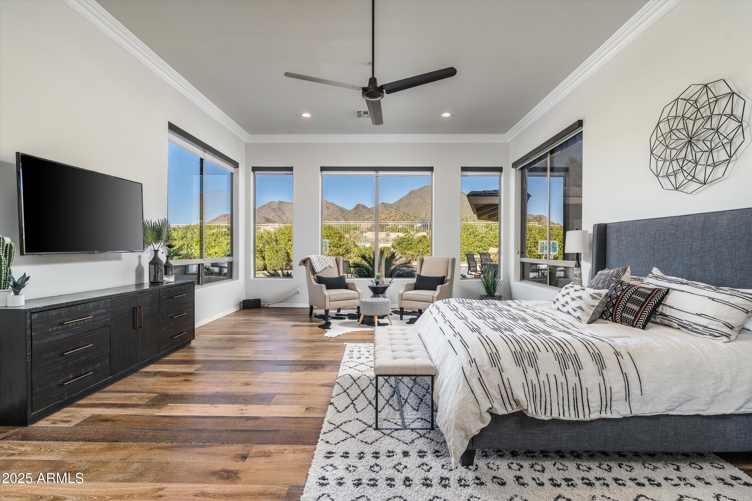 11368 E WINCHCOMB Drive