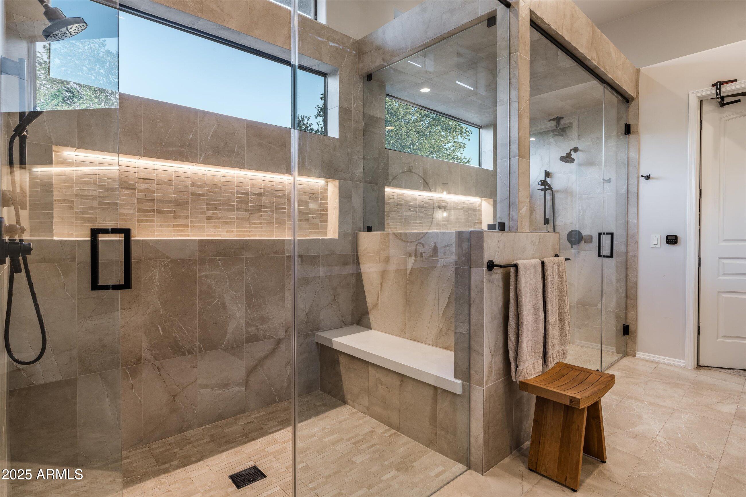 11368 E WINCHCOMB Drive