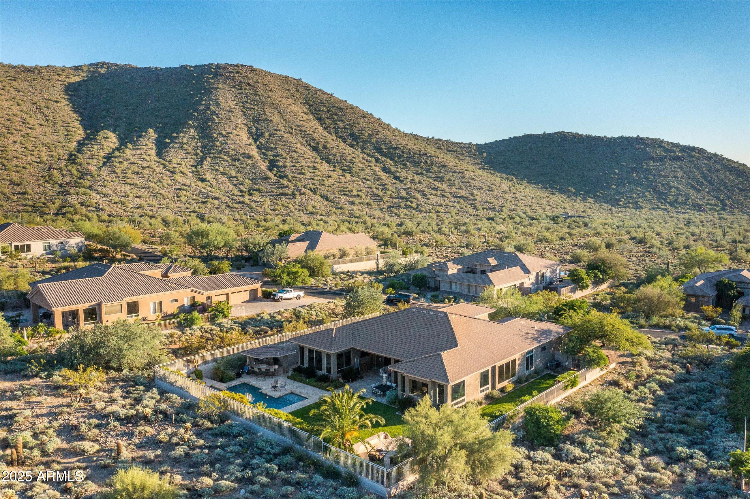 11368 E WINCHCOMB Drive