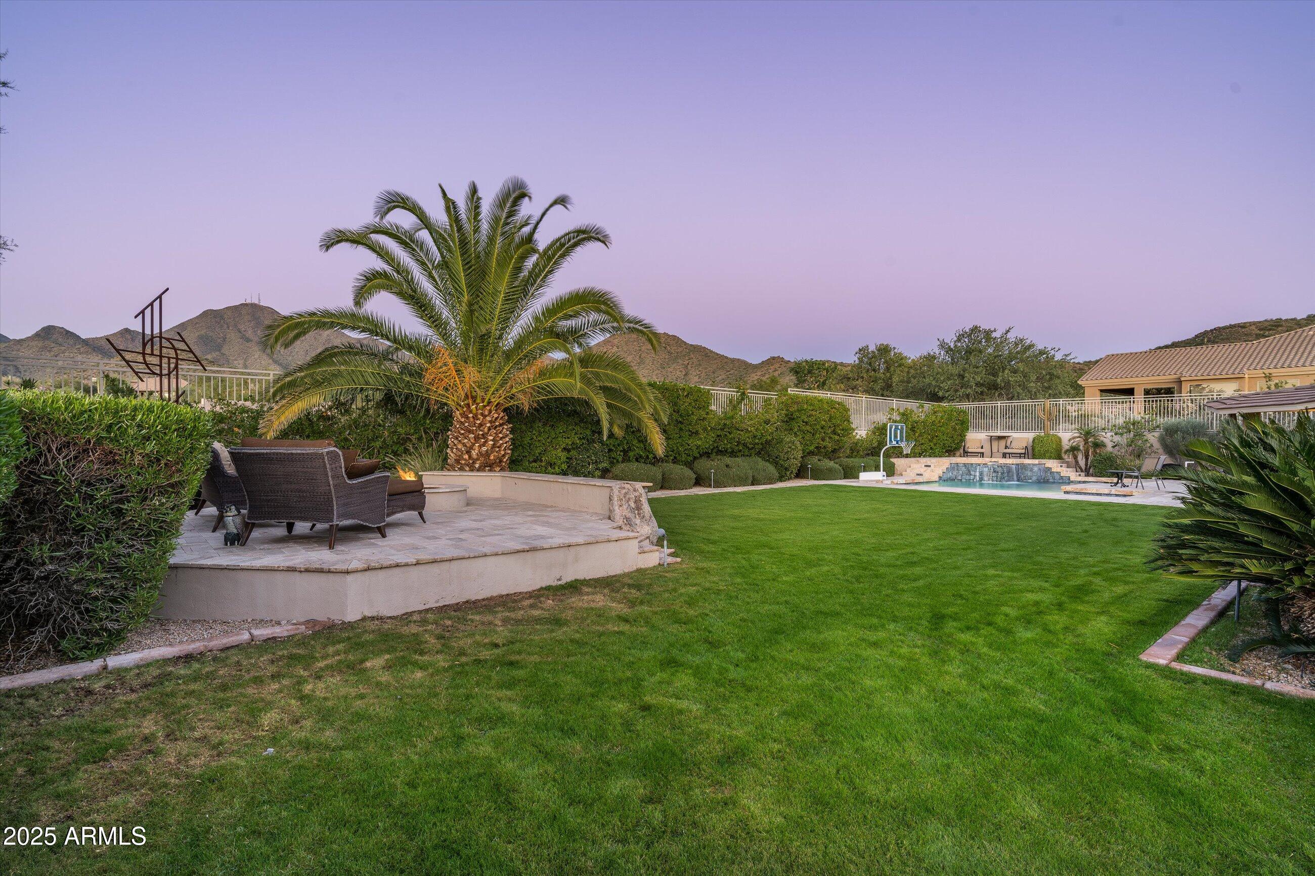 11368 E WINCHCOMB Drive