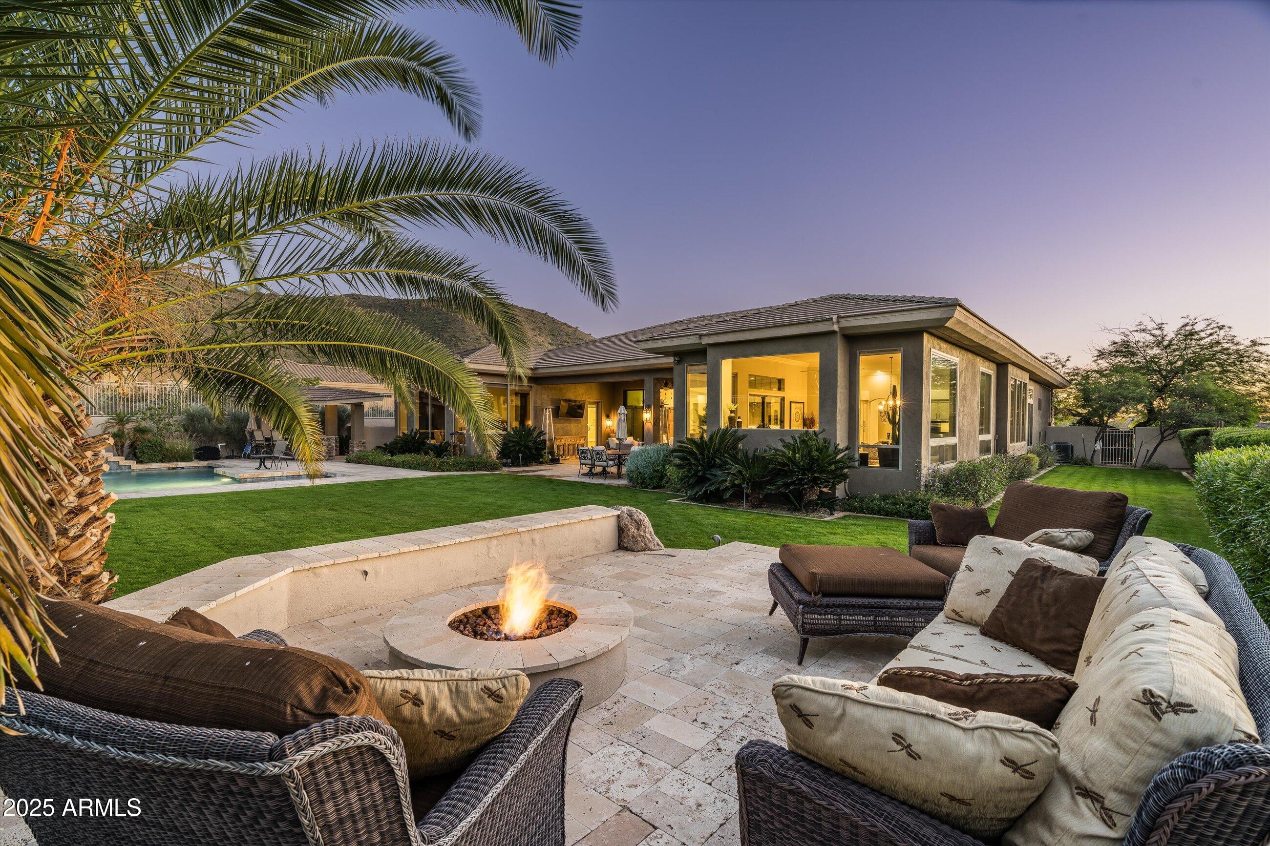 11368 E WINCHCOMB Drive