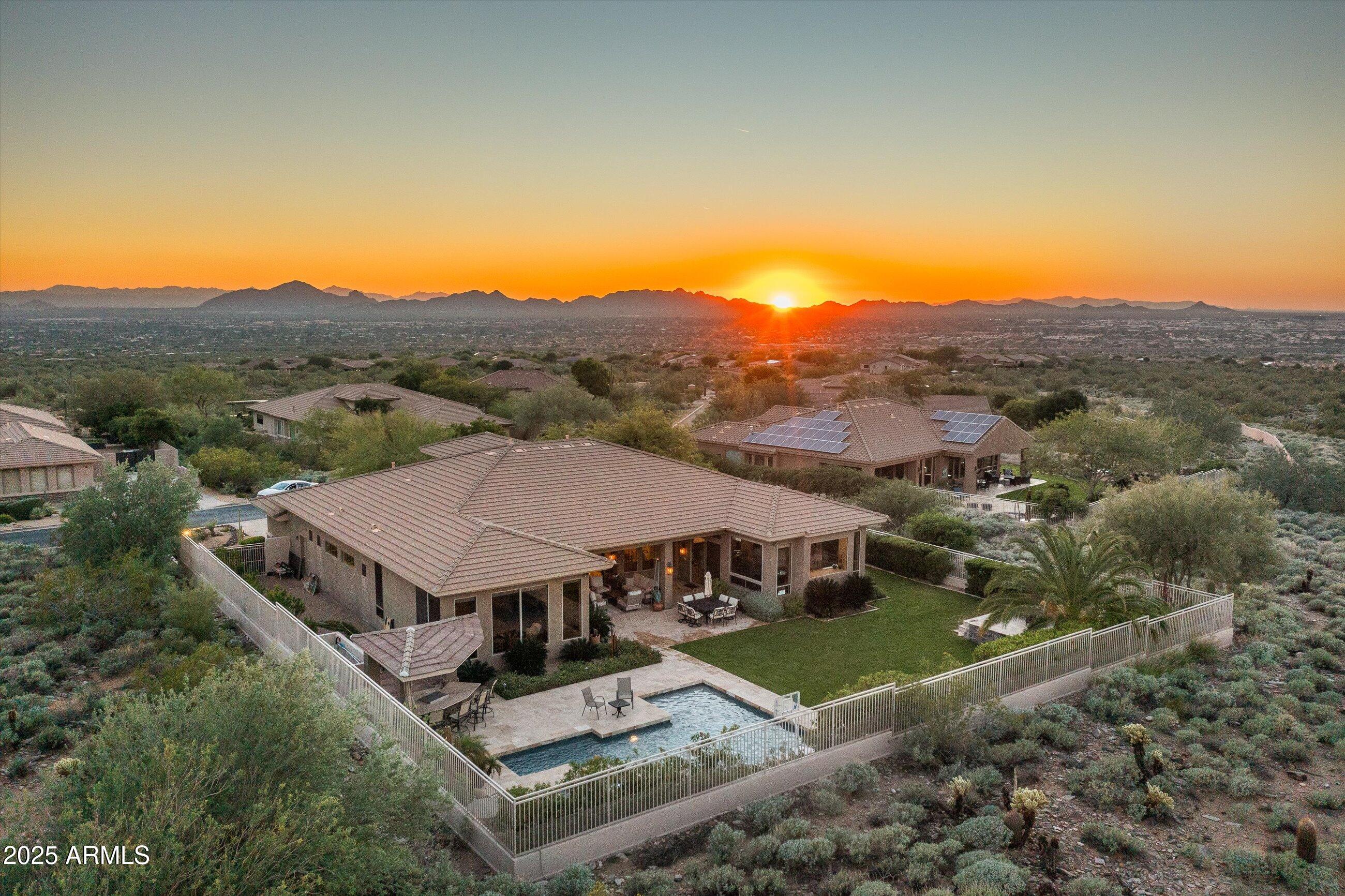 11368 E WINCHCOMB Drive