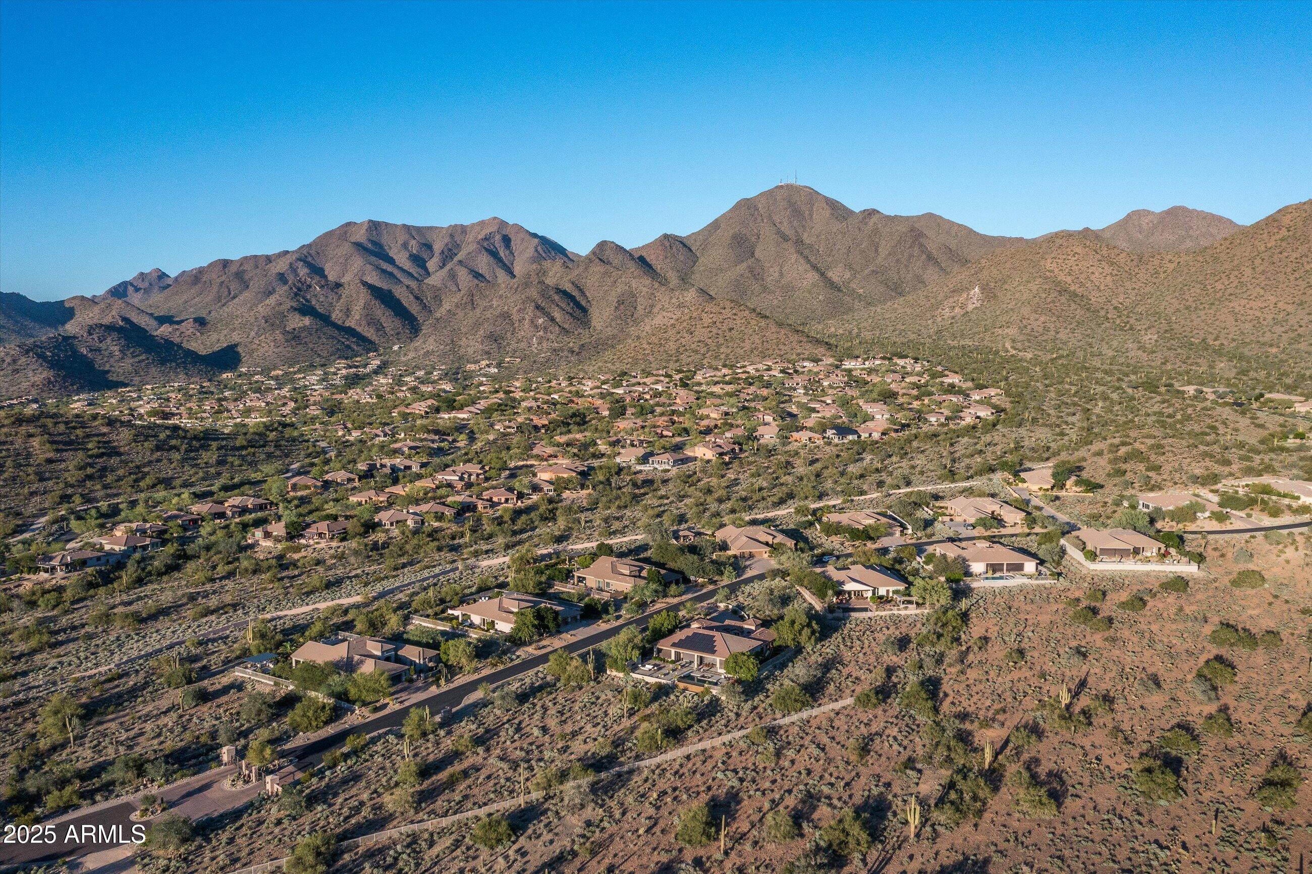 11368 E WINCHCOMB Drive