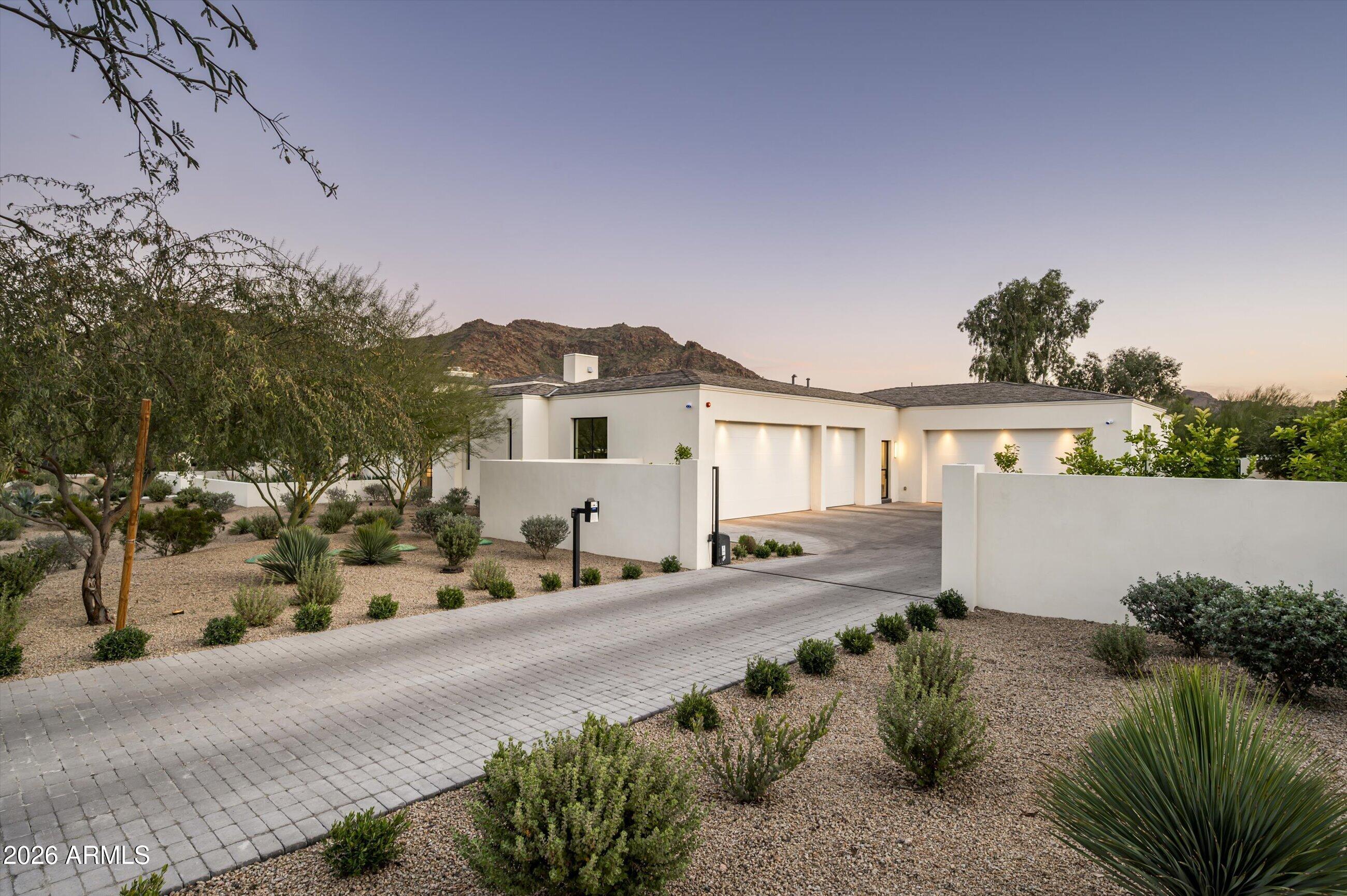 5029 E DESERT PARK Lane