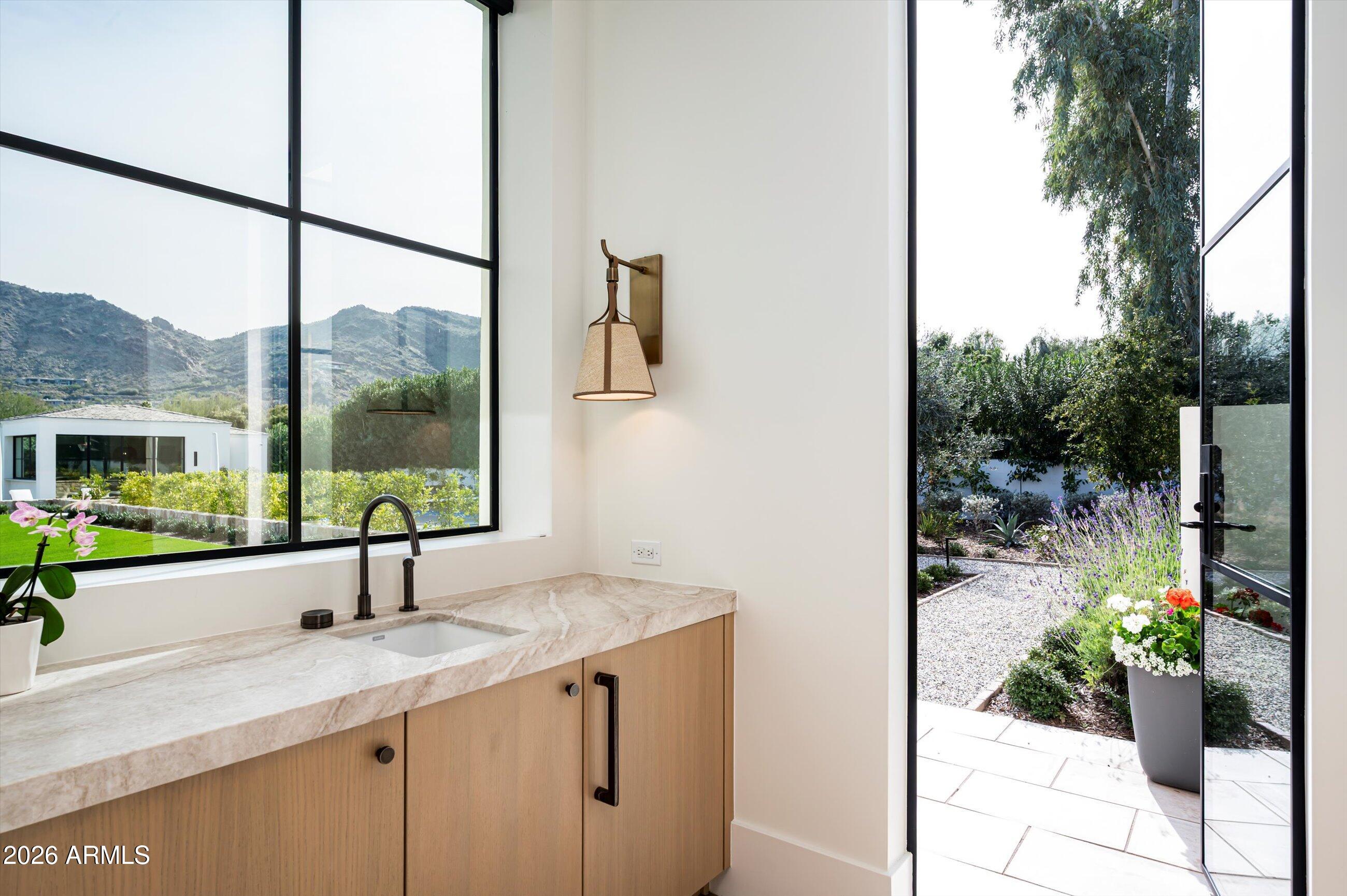 5029 E DESERT PARK Lane