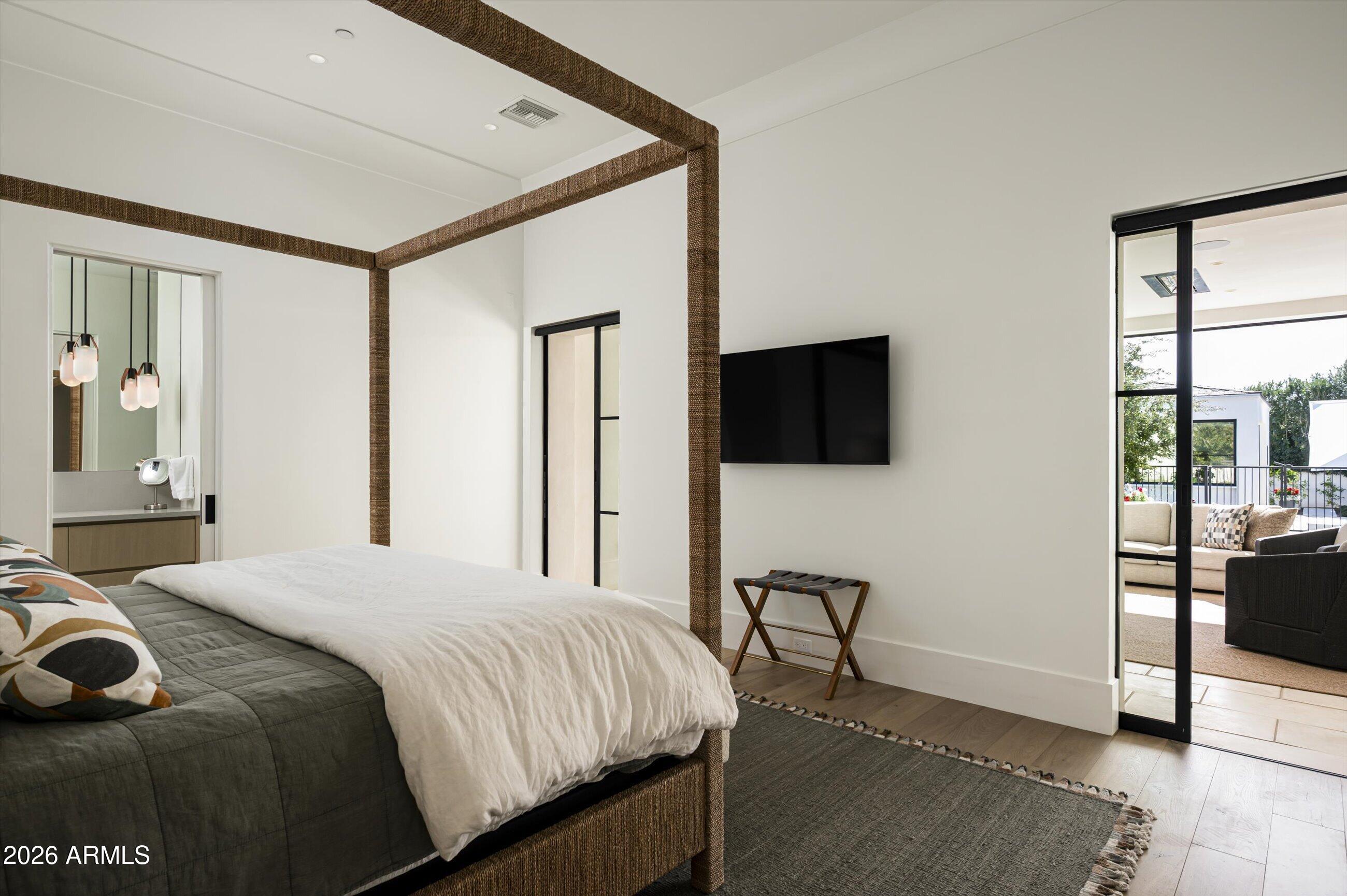 5029 E DESERT PARK Lane