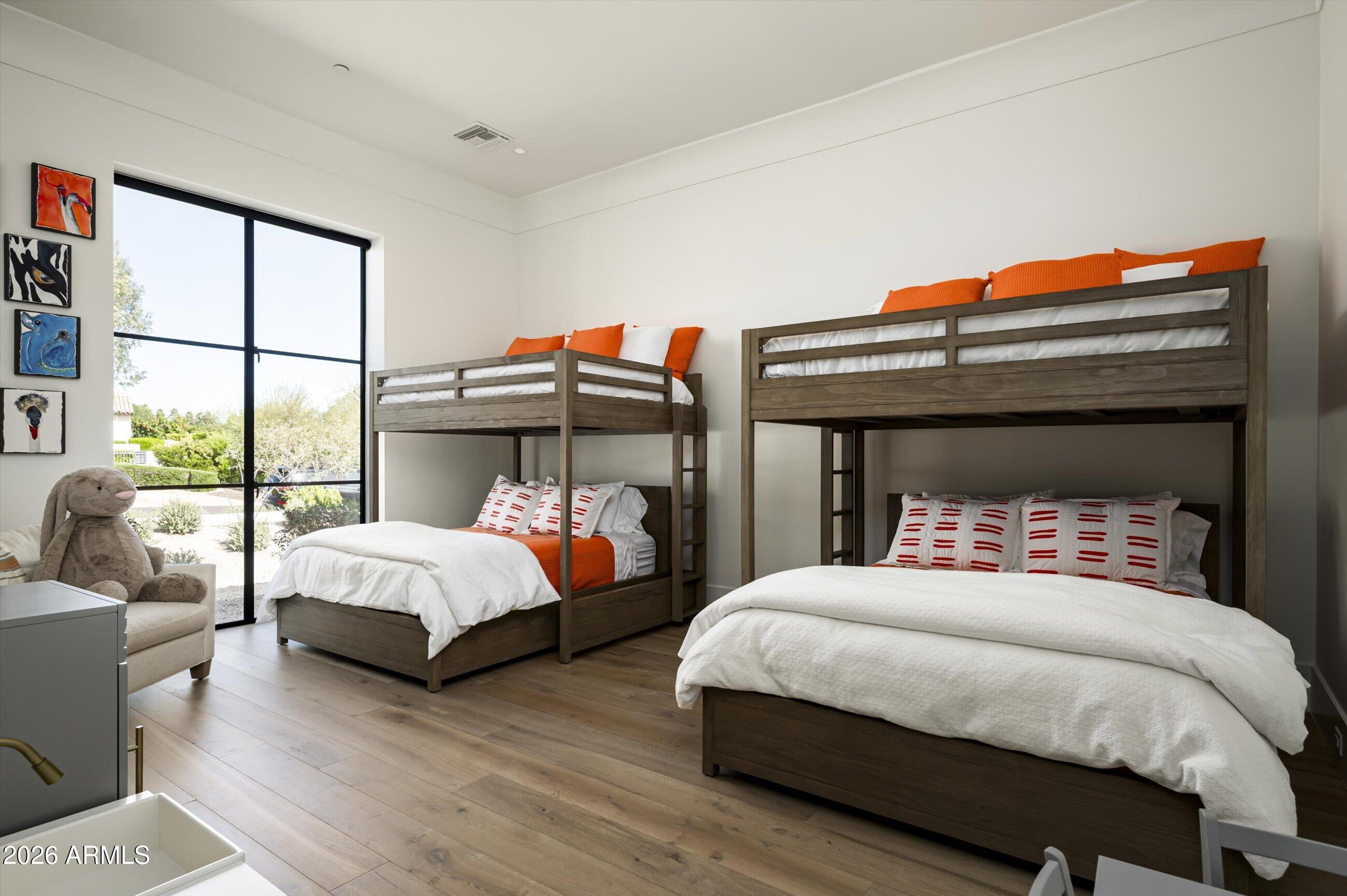 5029 E DESERT PARK Lane