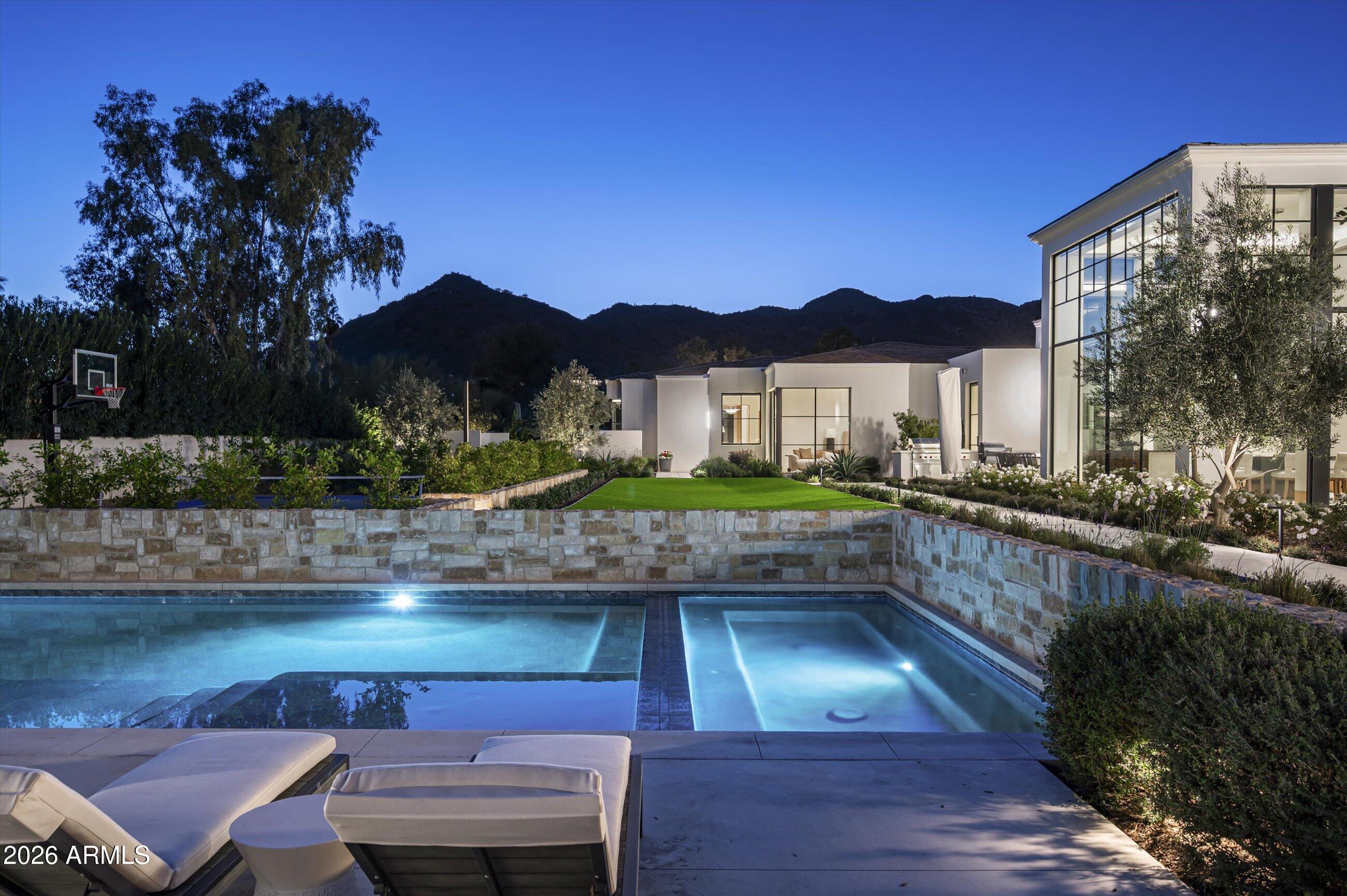 5029 E DESERT PARK Lane