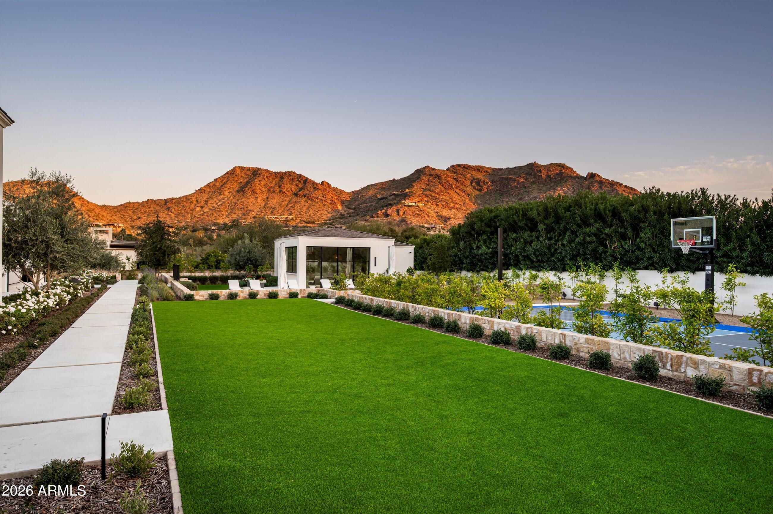 5029 E DESERT PARK Lane